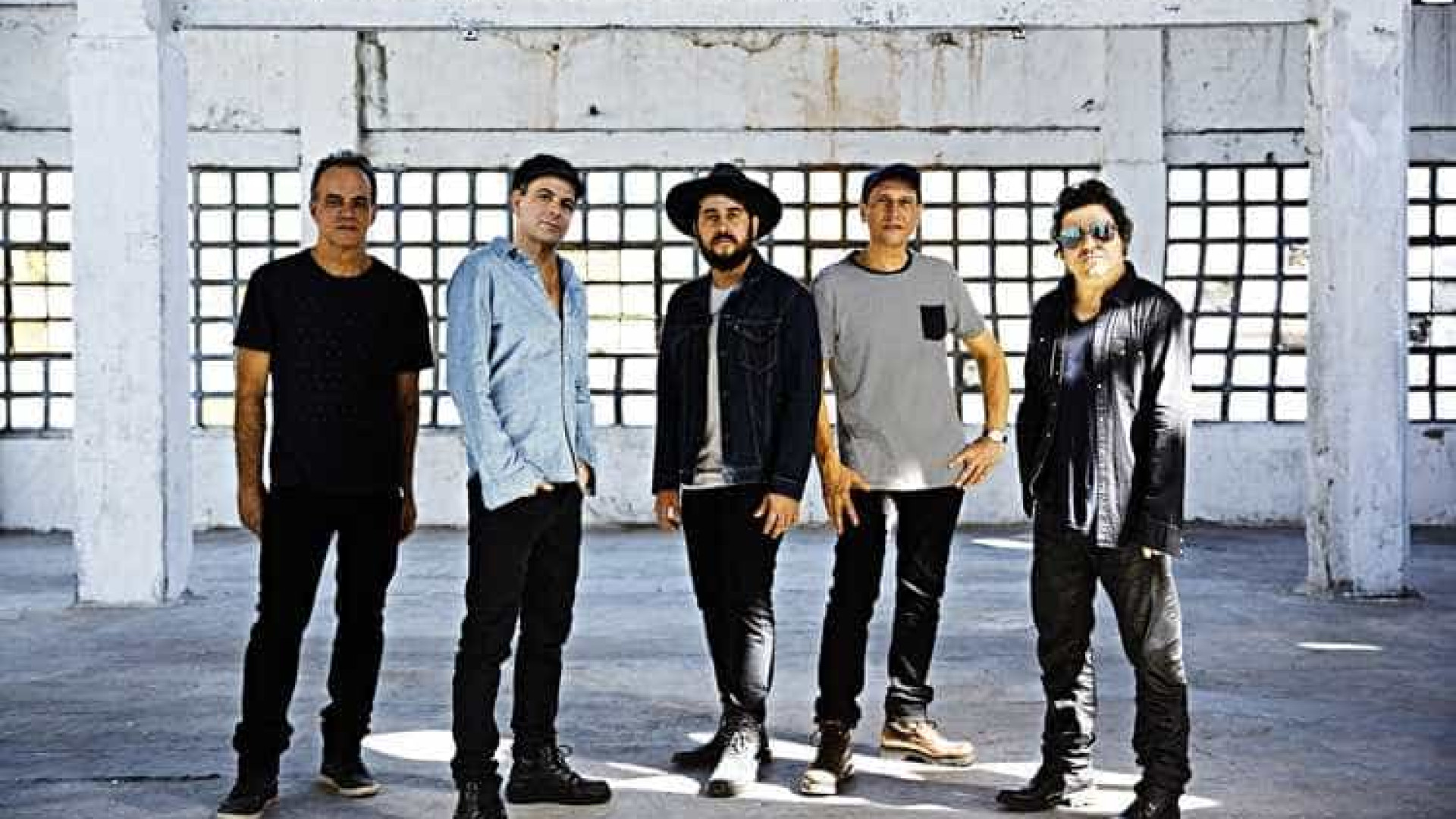 Com novo vocalista, Barão Vermelho regrava sucesso de Cazuza naom 59a84b39524ef - Com novo vocalista, Barão Vermelho regrava sucesso de Cazuza