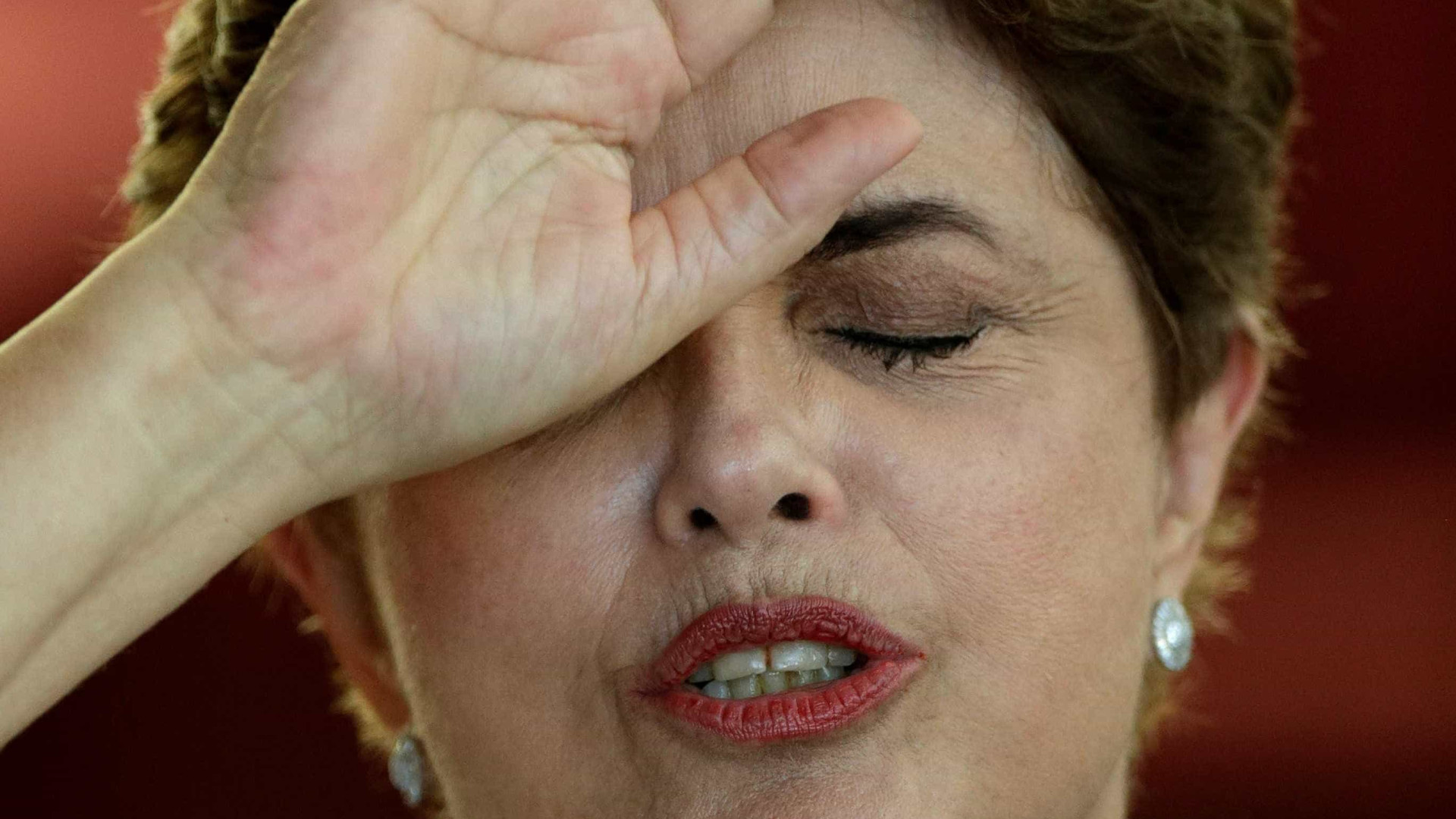 Dilma Rousseff diz que denúncia da PGR é 'lamentável'