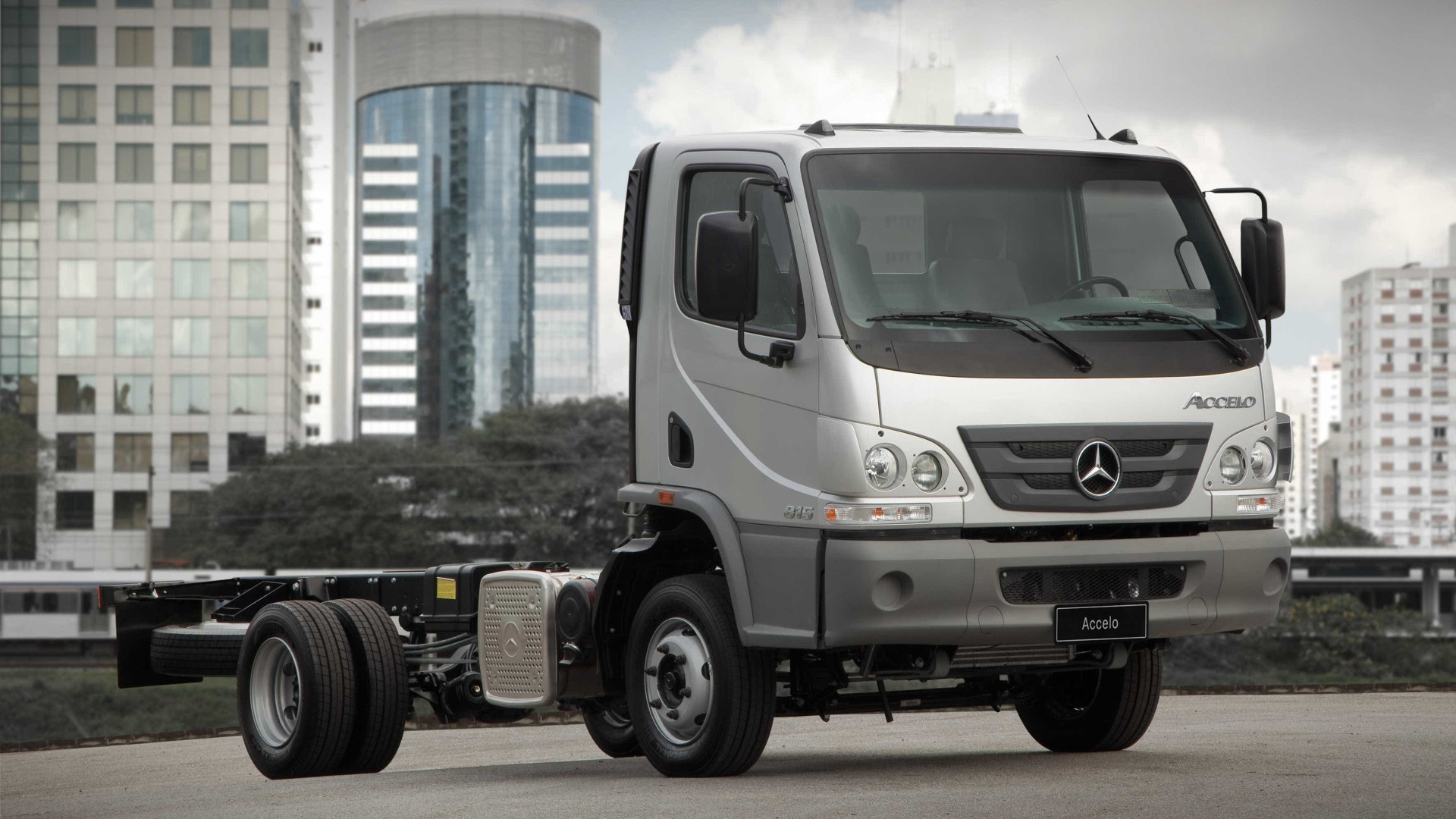 Mercedes comunica recall de caminhões modelos Accelo, Atego e Axor