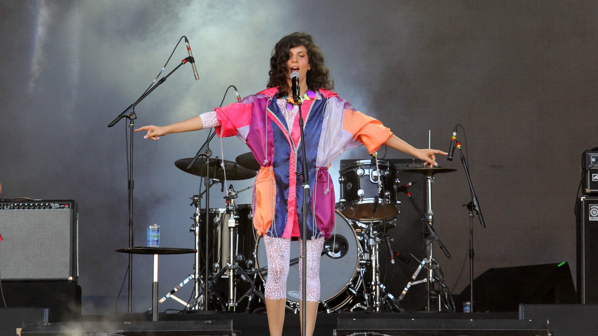 Rock in Rio acerta em cheio ao reunir a cantora Céu e Boogarins em show