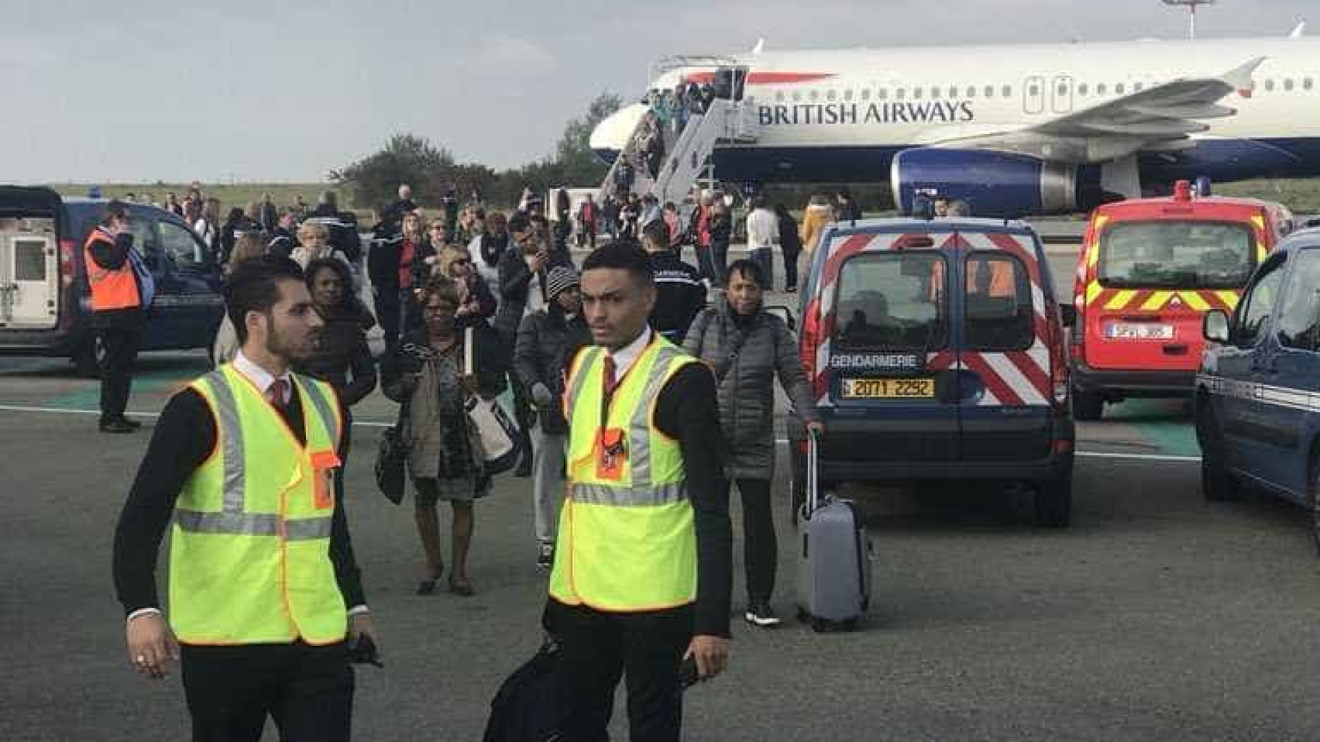 Avião da British Airways é retido em Paris por 'ameaça à segurança'