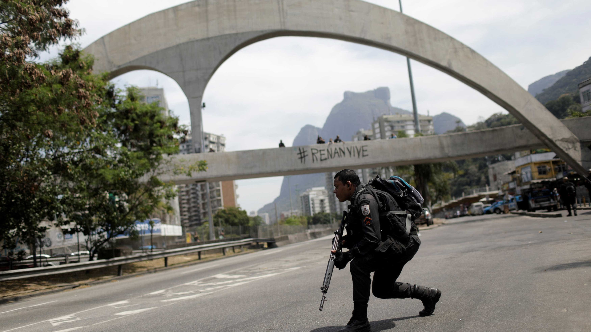 950 homens das Forças Armadas chegam à Rocinha