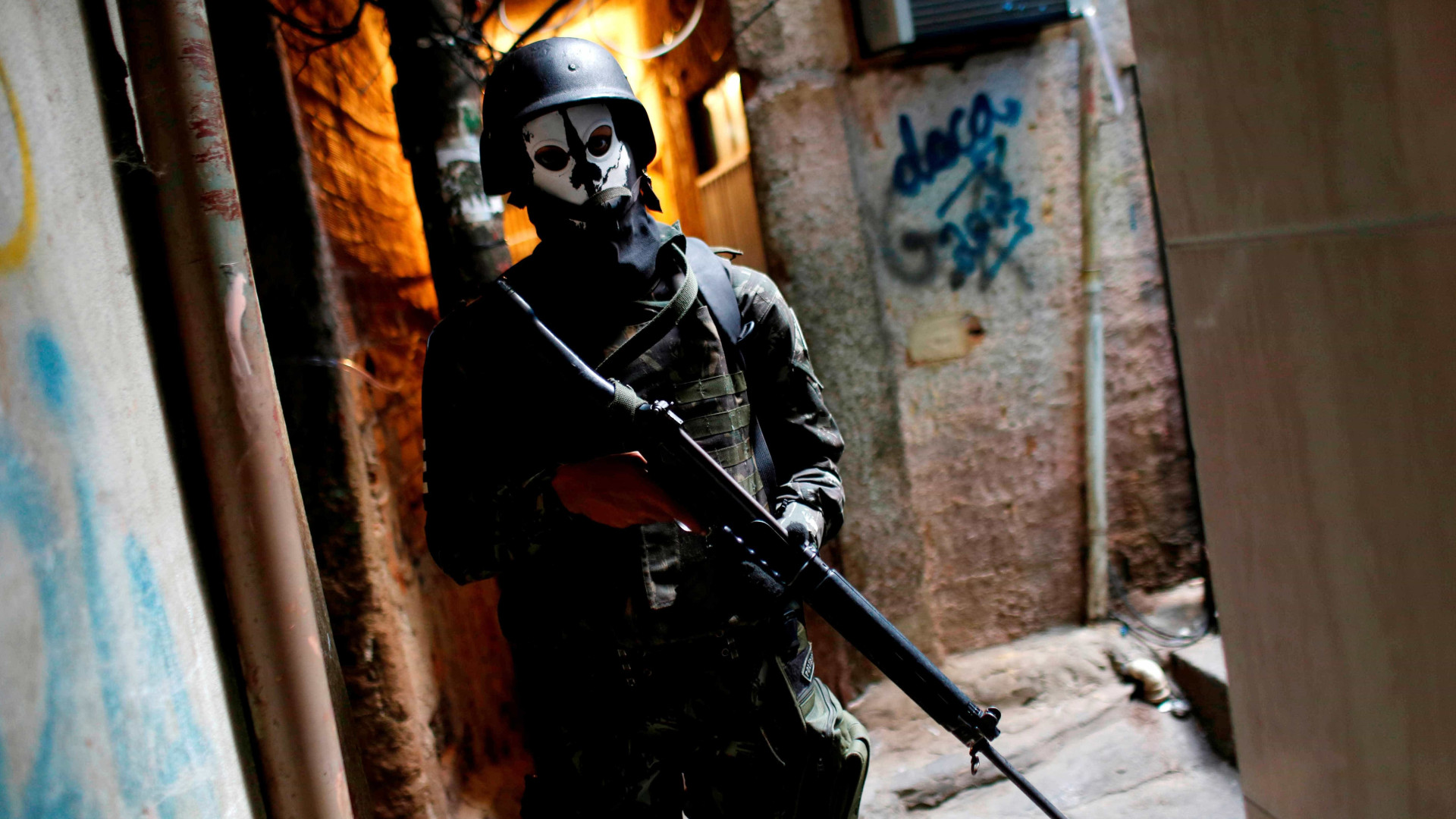 Guerra da Rocinha segue para 10º dia com espera por rendição