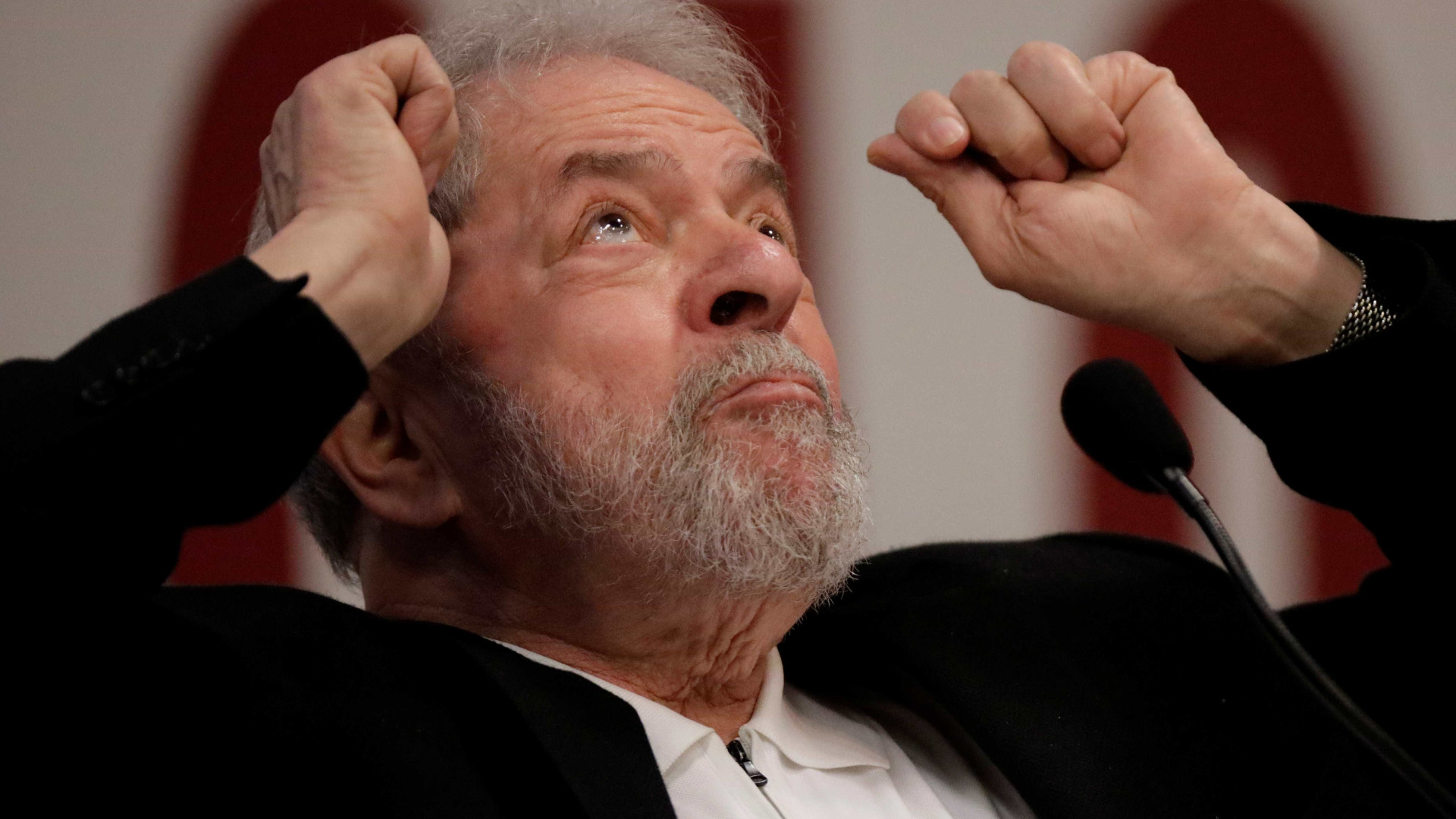 'Sei que tô lascado, todo dia tem um processo', diz Lula
