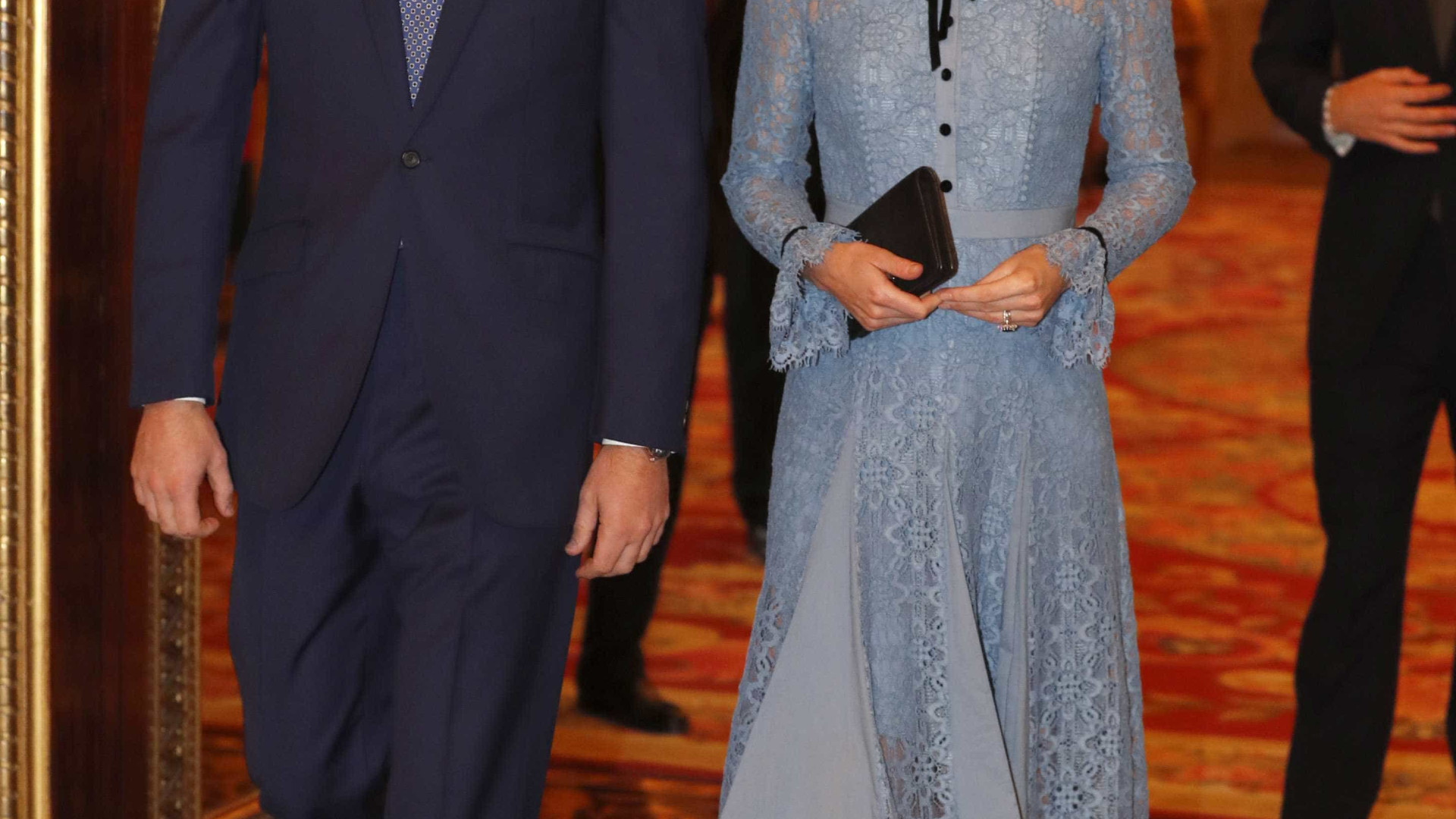 Kate Middleton aparece pela primeira vez após anúncio de gravidez