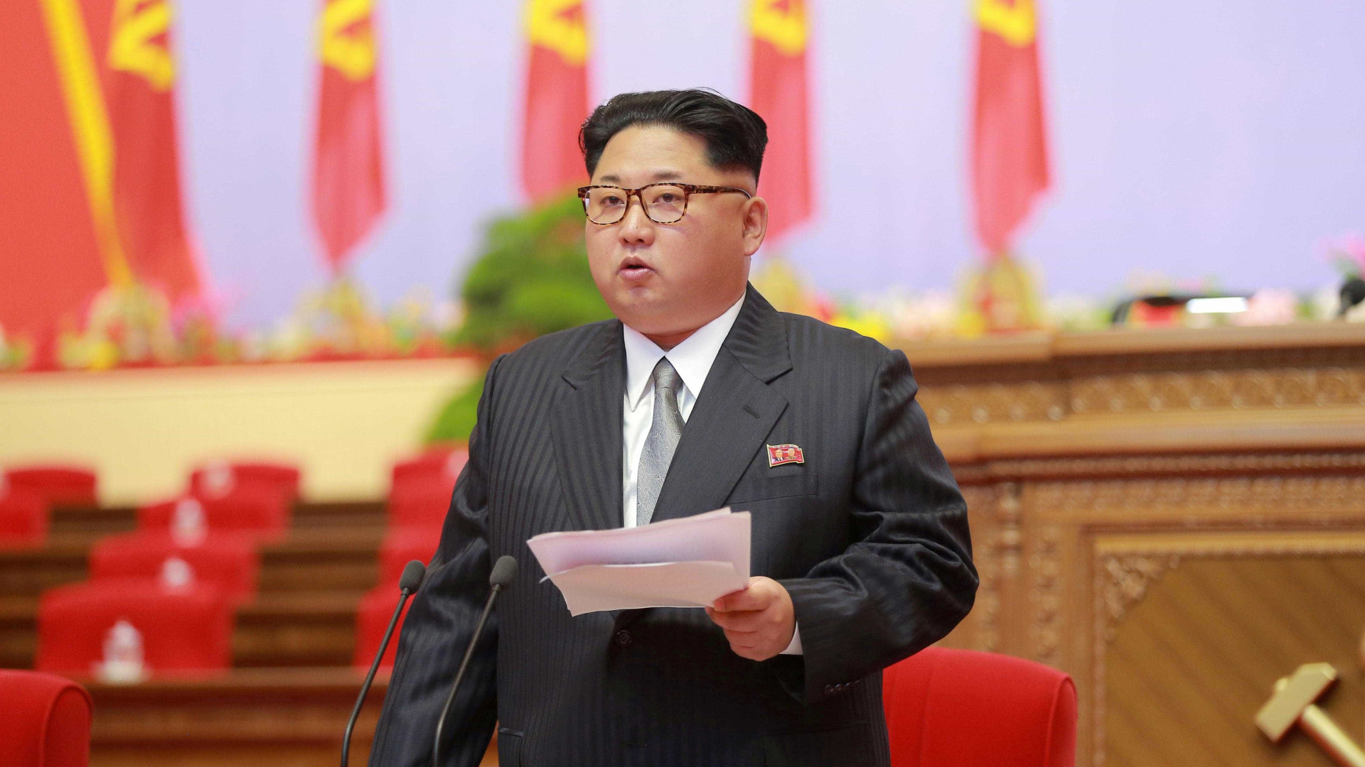Kim Jong-un: 'Botão de disparo nuclear está na minha mesa'