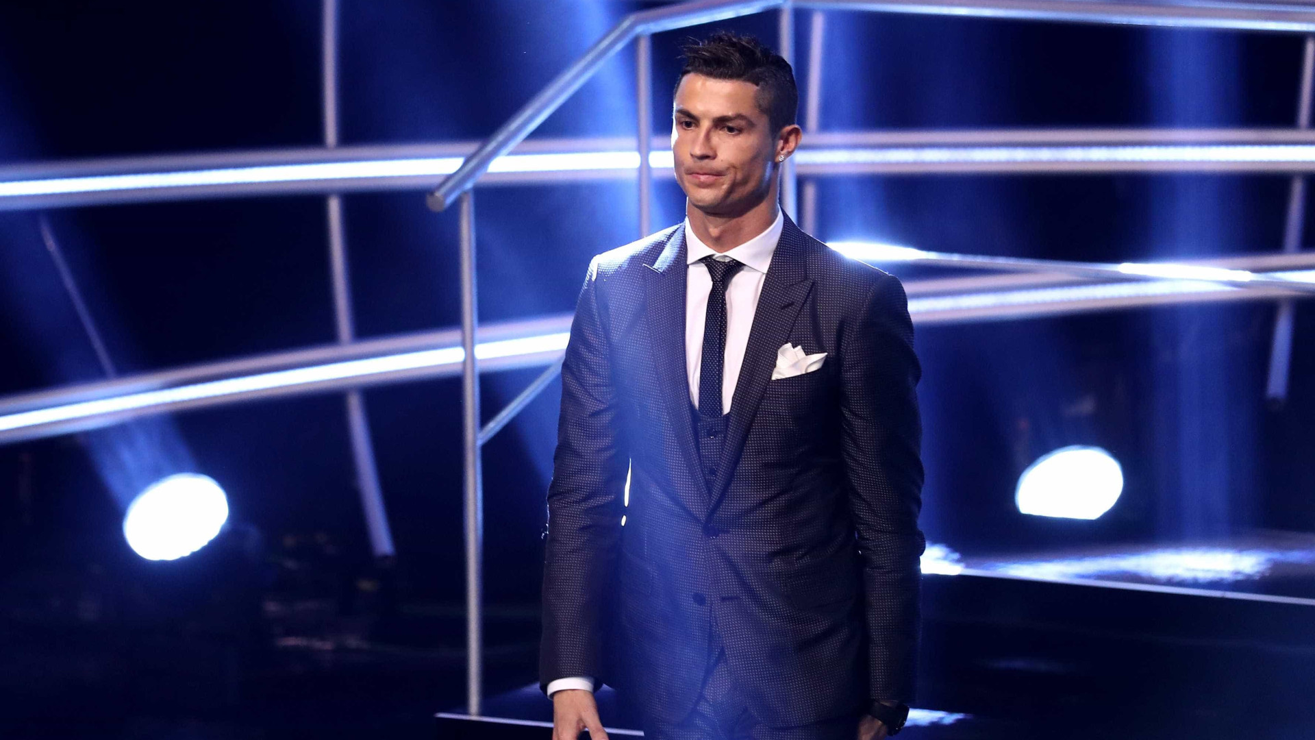 Cristiano Ronaldo encerrará carreira na Juve, diz empresário