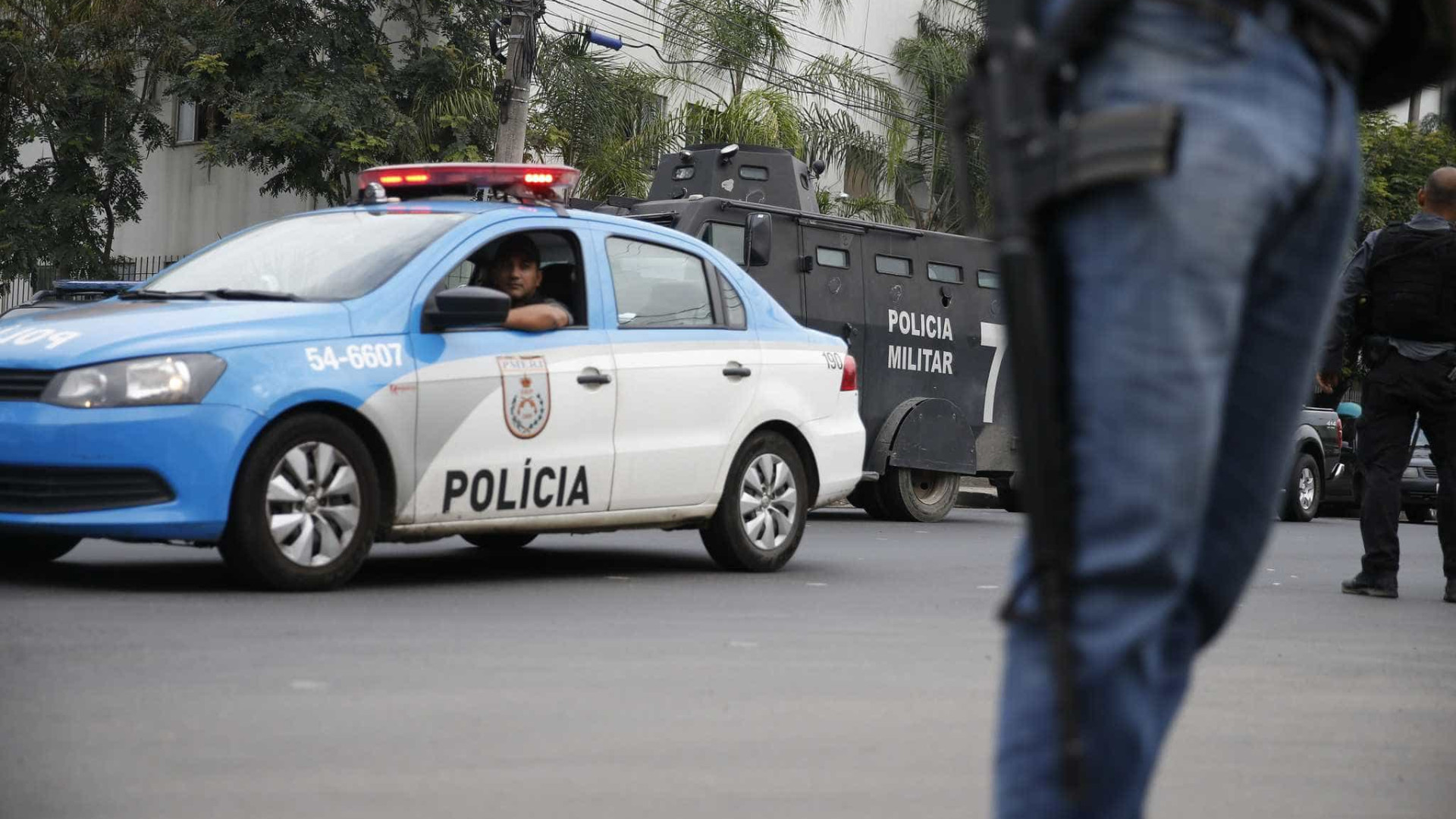 Assassinato de policiais no Brasil será discutido na Câmara