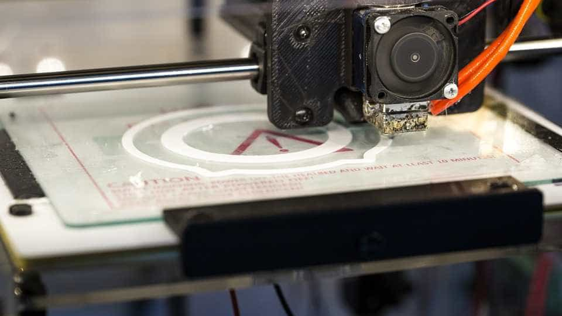 Impressora 3D pessoal está pronta para mercado internacional