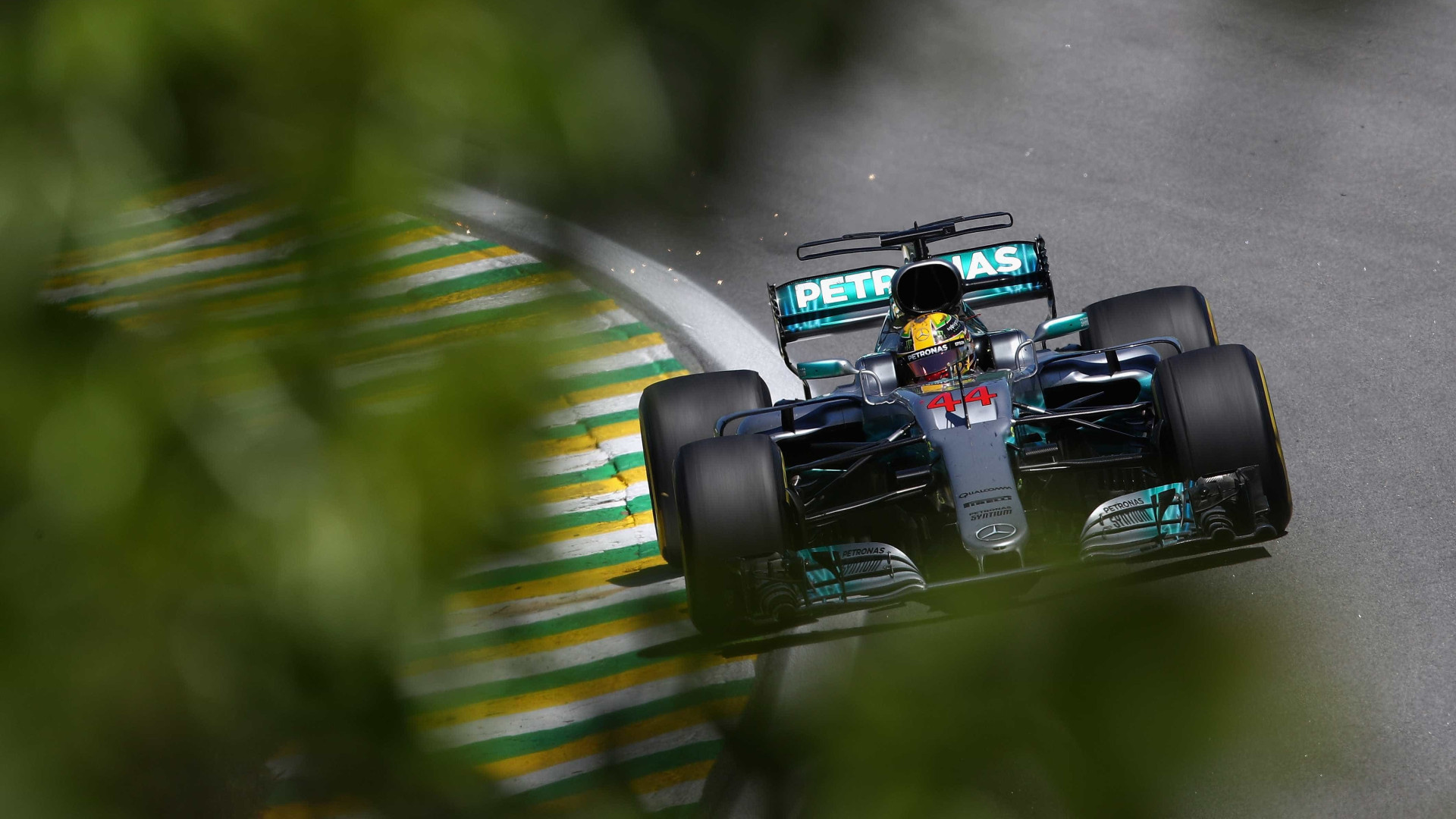Nova tentativa de assalto após GP do Brasil faz Pirelli cancelar testes