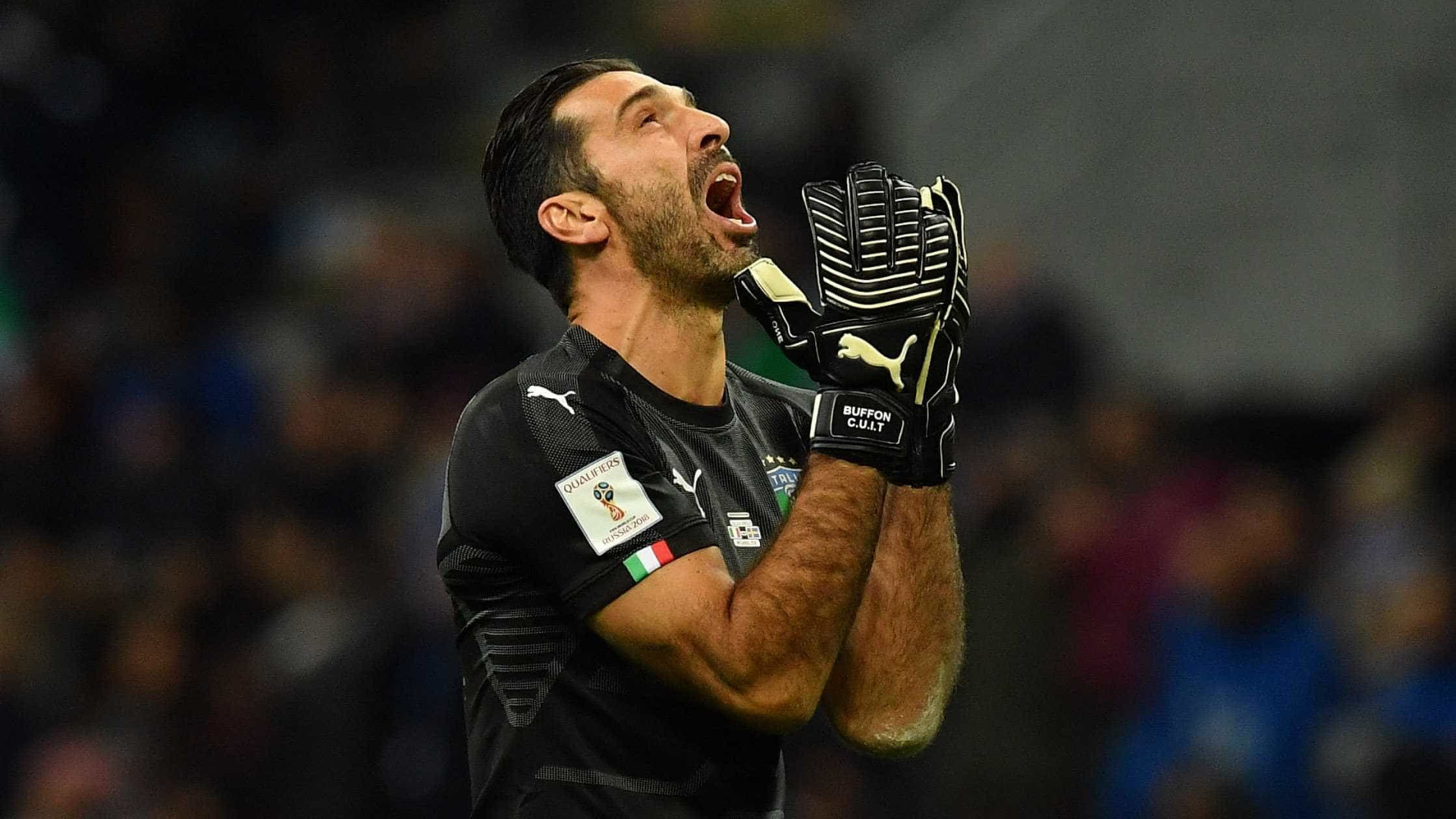 Buffon se despede da seleção italiana às lágrimas: ‘Desgosto’