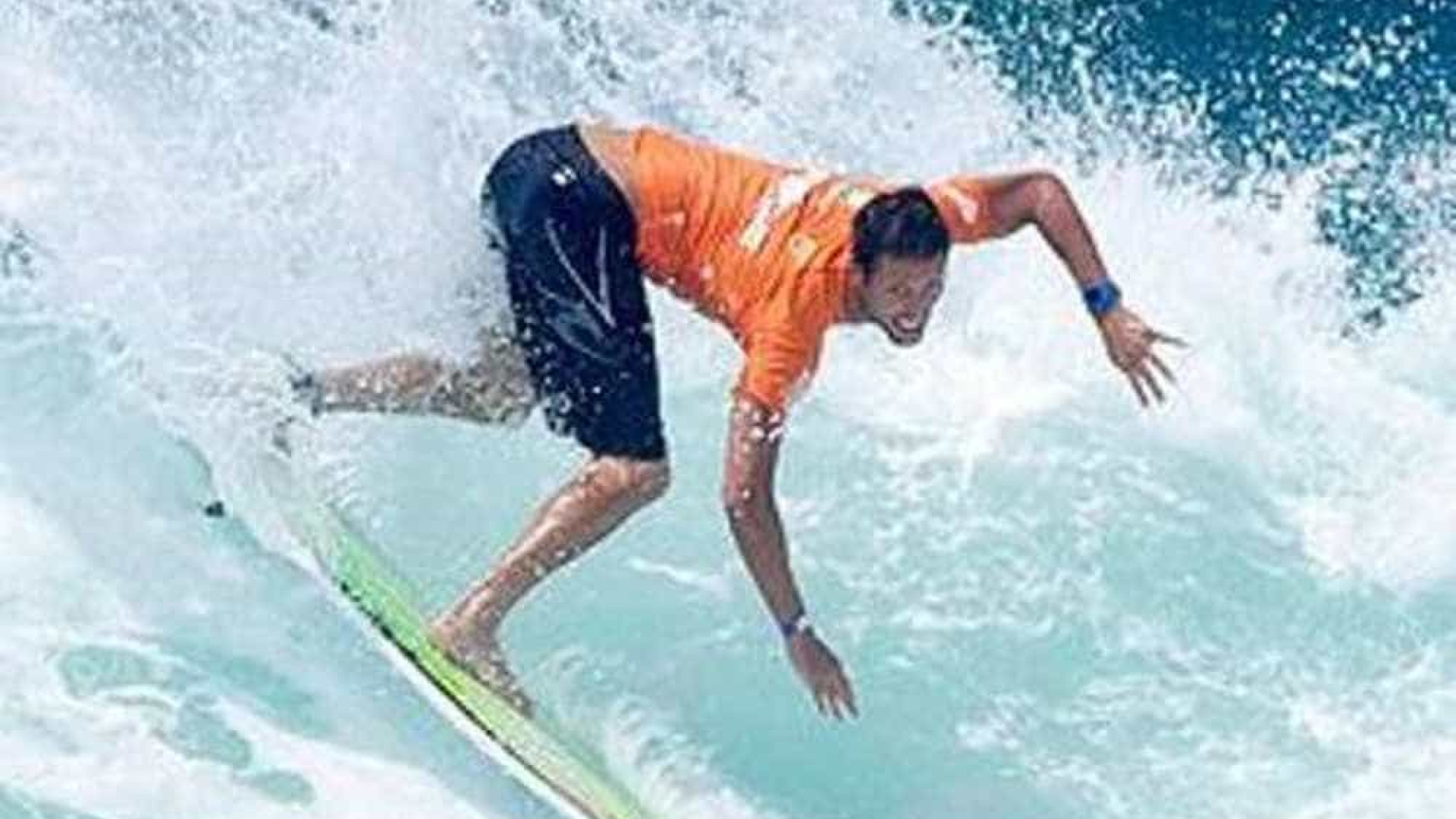 Morre aos 32 anos surfista campeão brasileiro