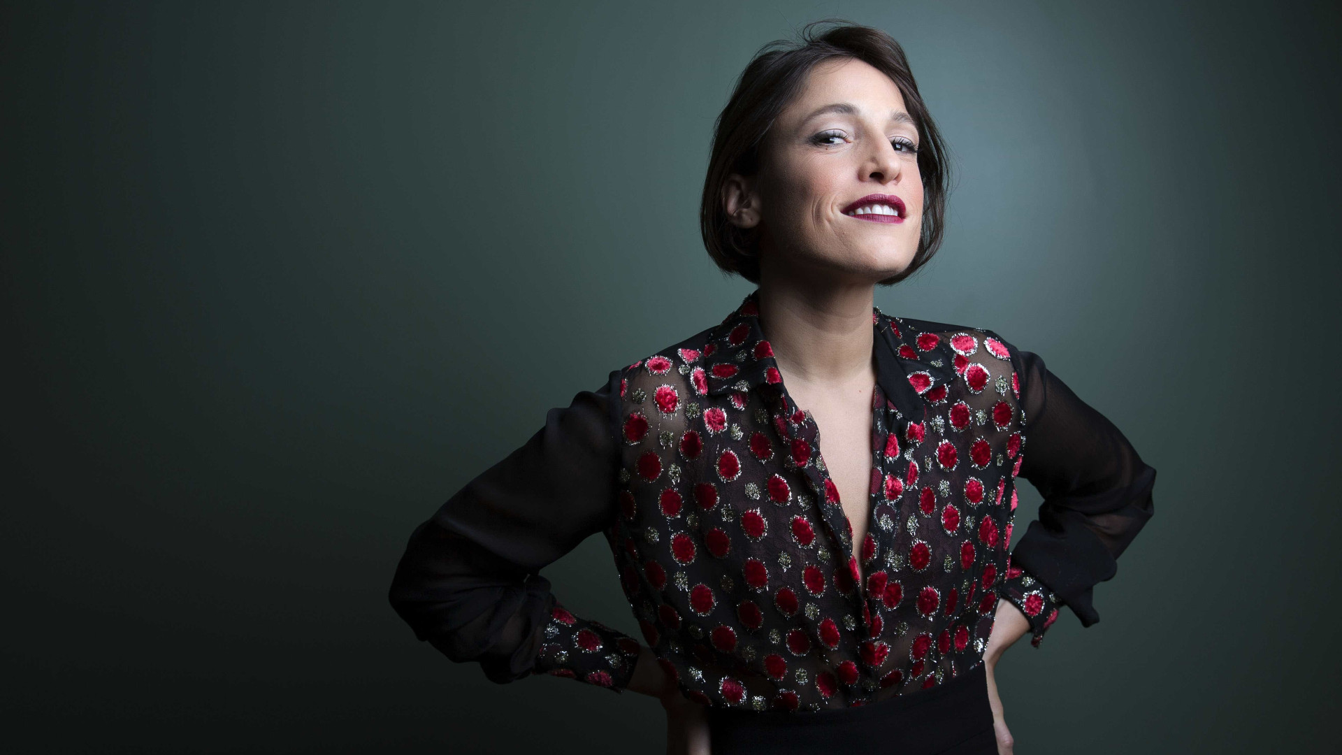 Cantora portuguesa Carminho canta Tom Jobim em show único no Rio