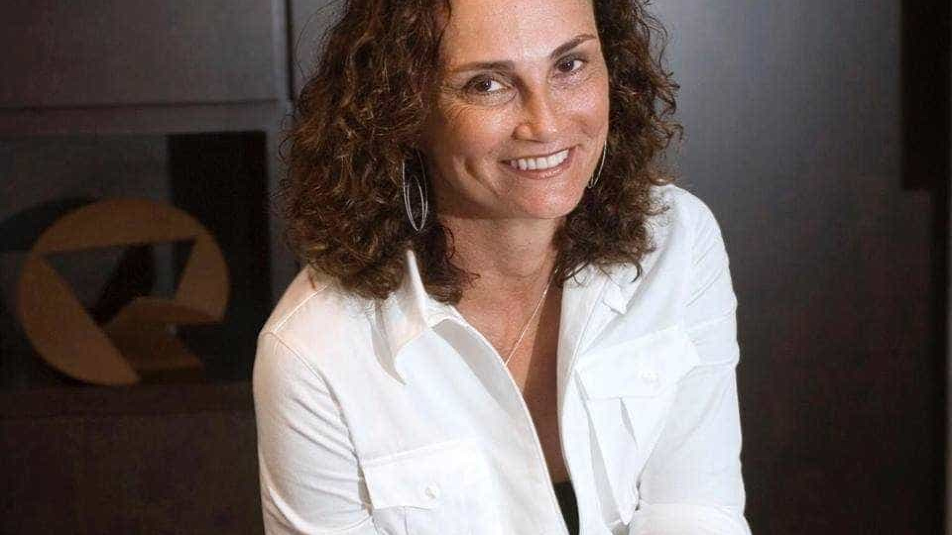 'A agenda econômica do PSDB envelheceu', diz Elena Landau
