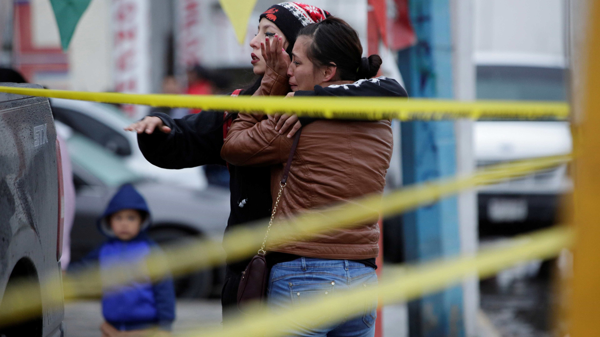 México: grupo armado invade lava jato e mata 6 pessoas