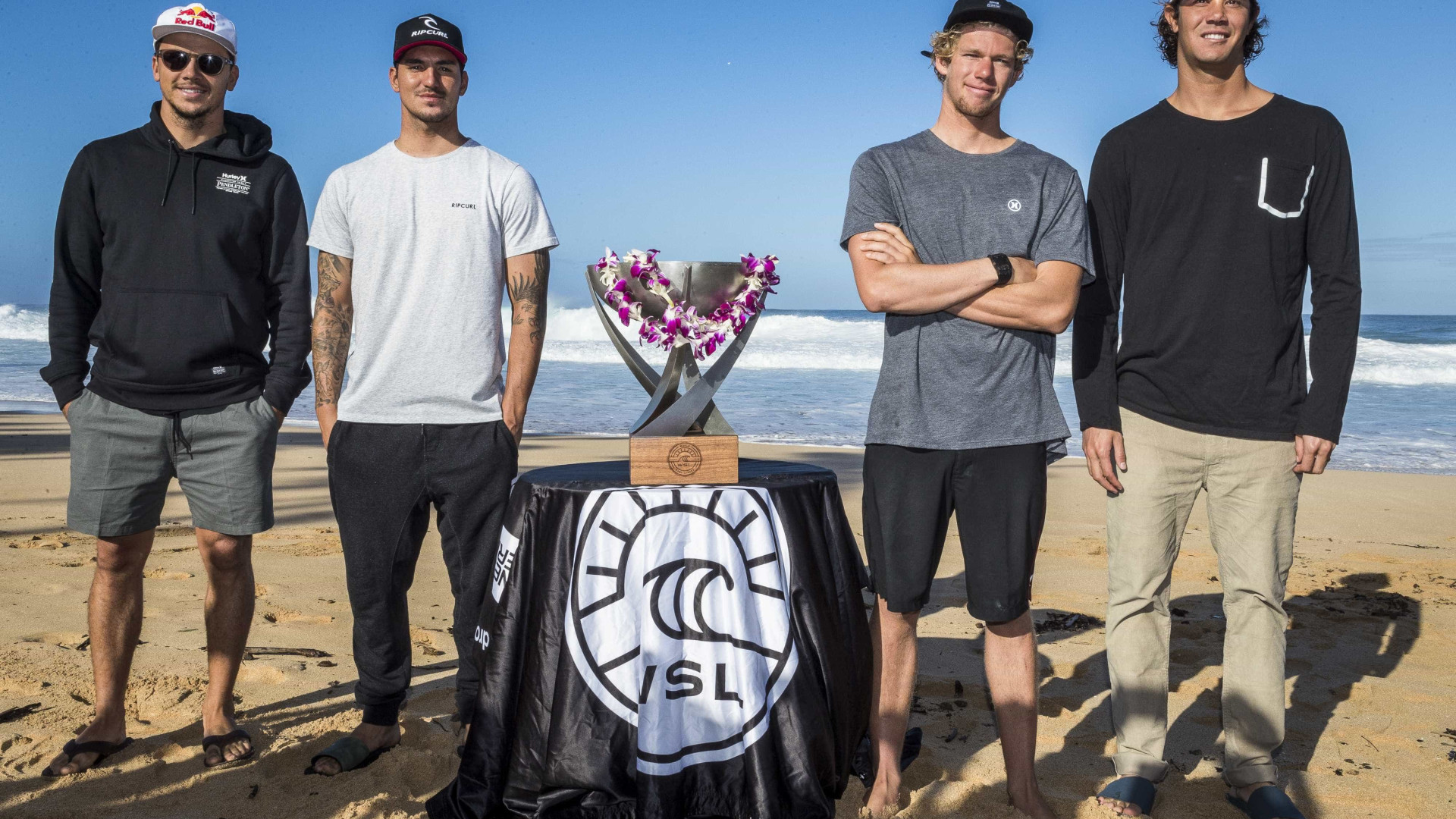 Vai começar a final do Mundial de Surfe 2017: quem será o campeão?