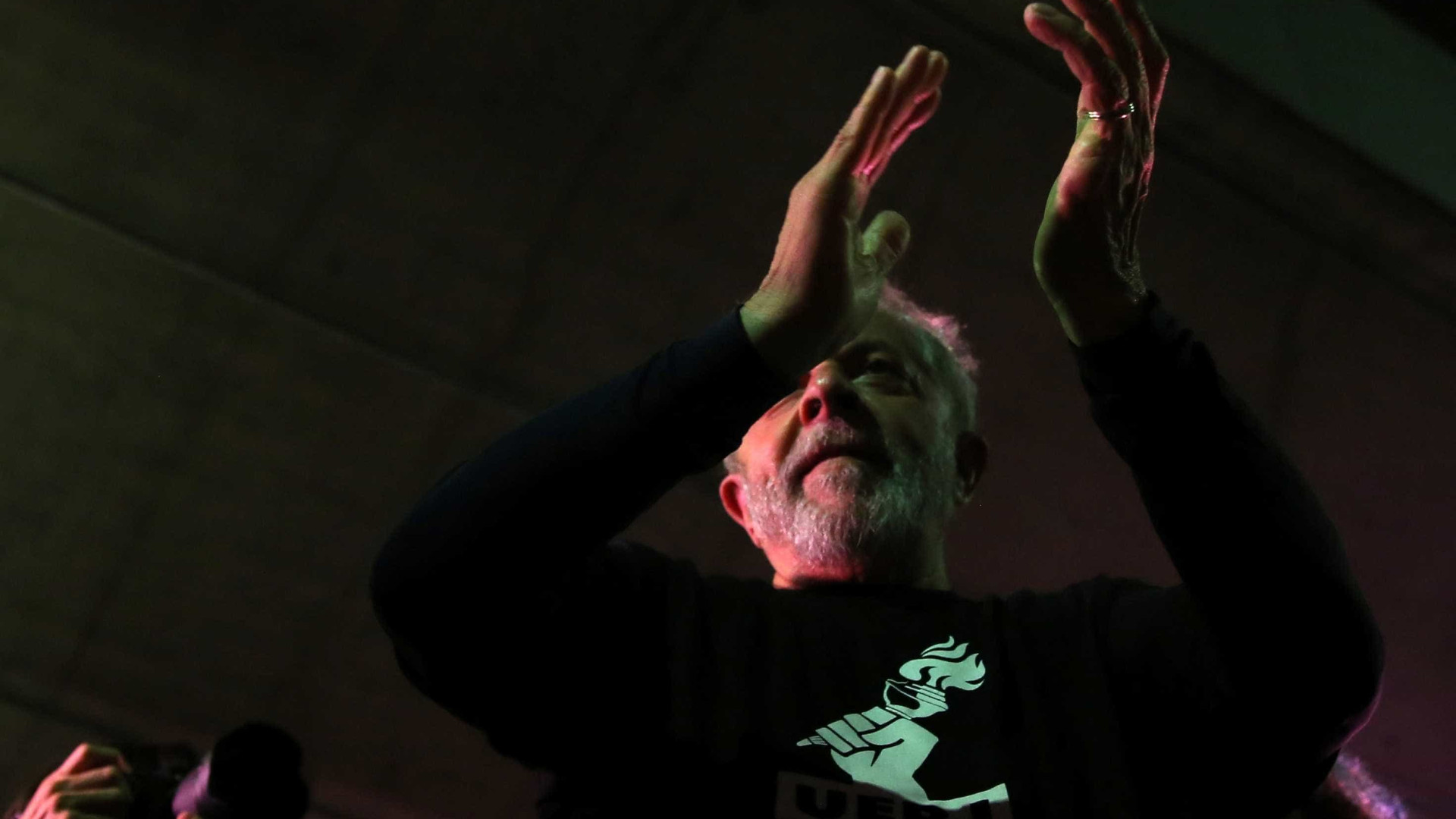 Moro é do mal, diz Lula em reunião com intelectuais no Rio