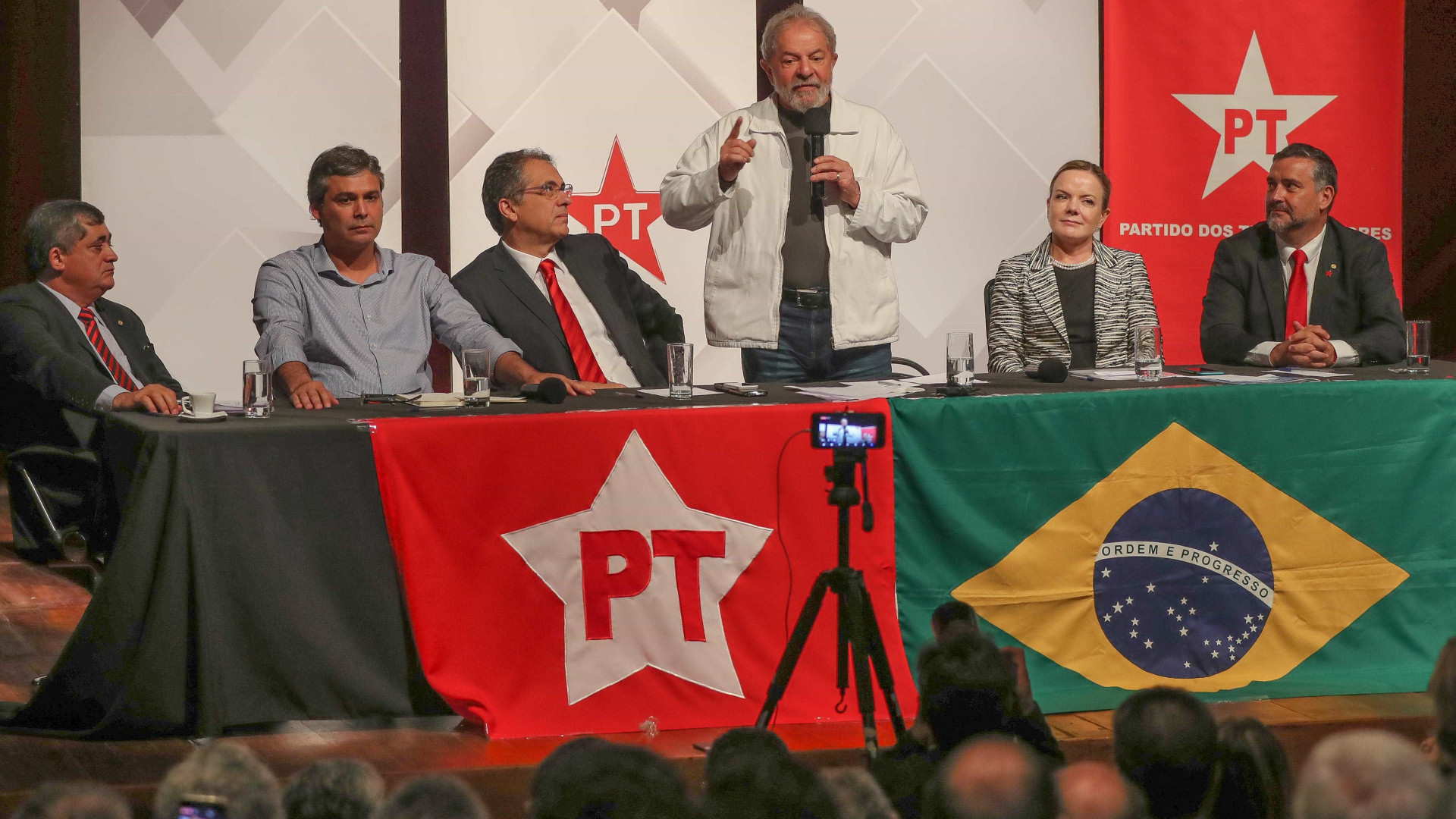 'Não quero ser candidato se for culpado', diz Lula