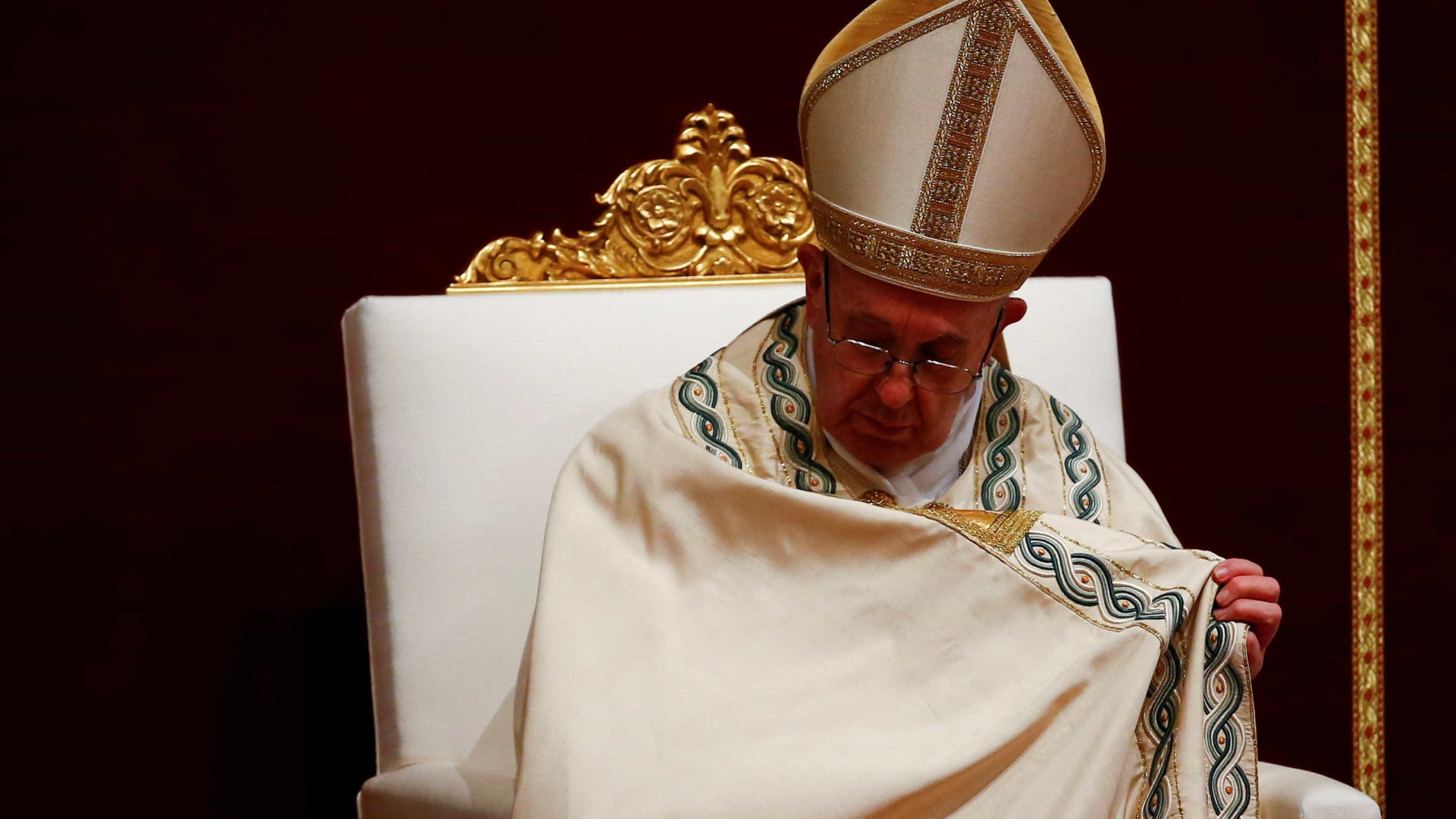 Em 1ª missa do ano, Papa pede que todos tenham 'coração de mãe'