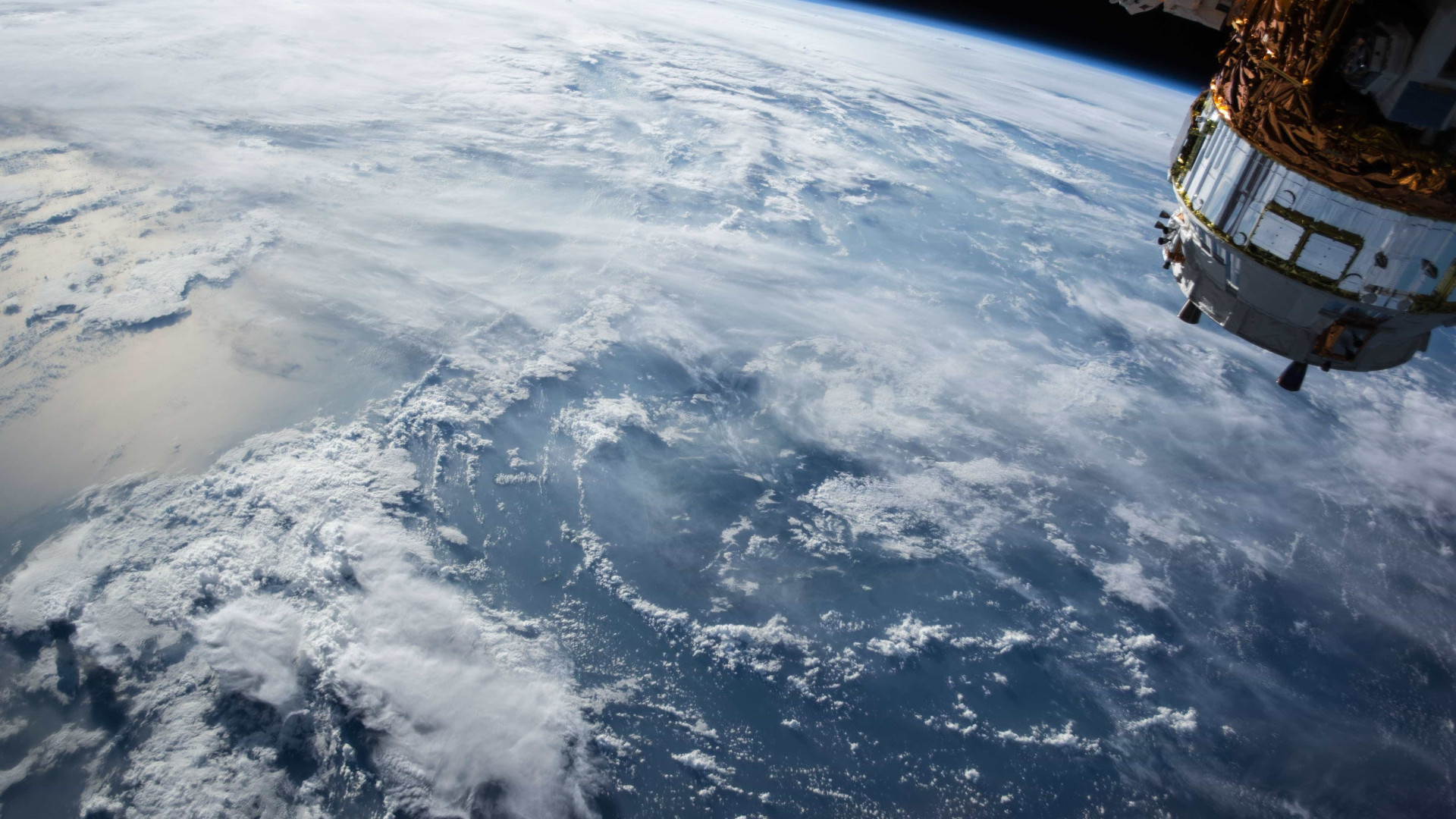 Resíduos tóxicos de estação espacial podem atingir a Terra em 2018