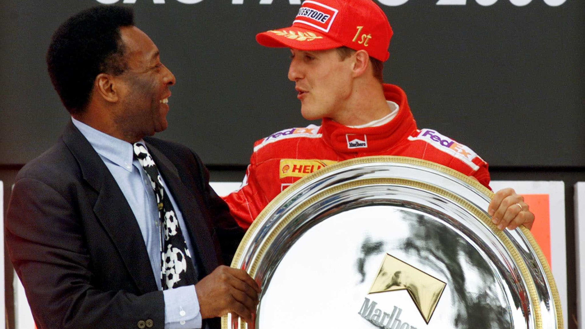 Pelé homenageia Schumacher nos 49 anos do ex-piloto