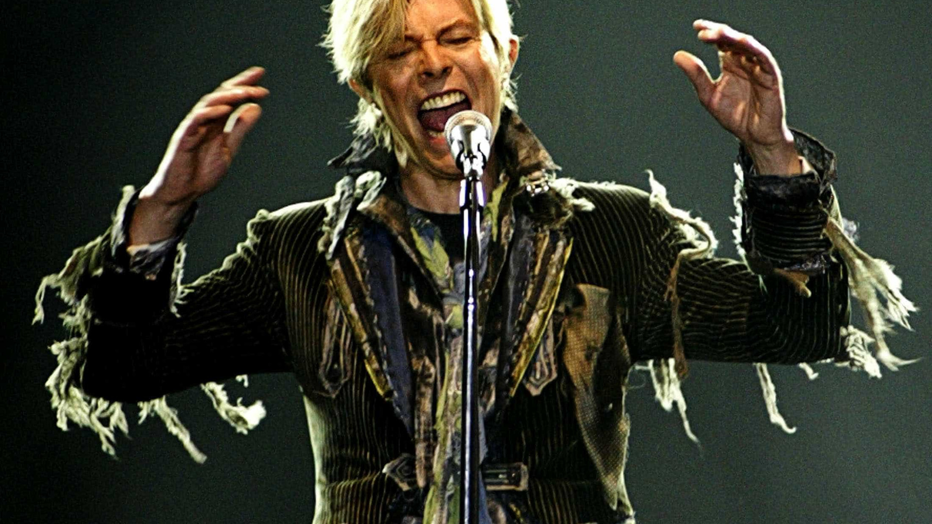 Dois anos sem David Bowie: veja fatos e curiosidades sobre o 'camaleão'
