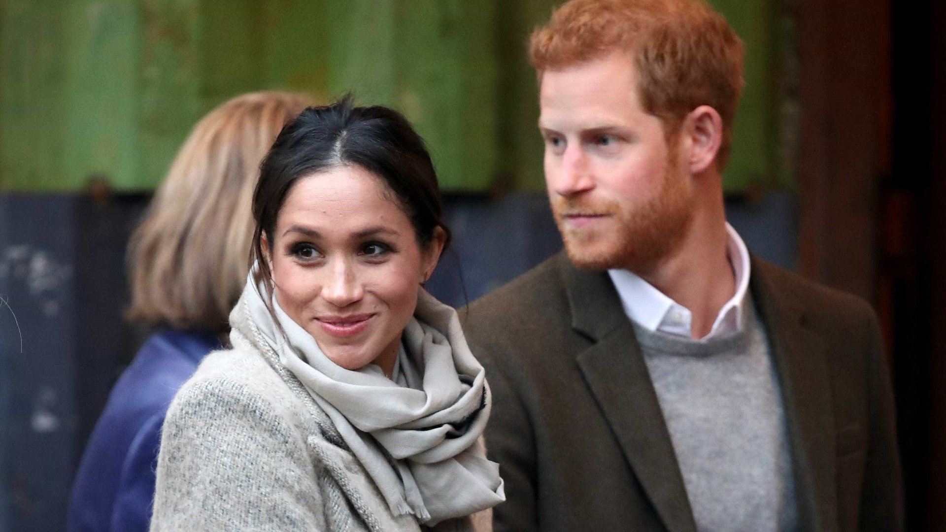 Harry e Meghan Markle querem deixar palácio para viver no campo