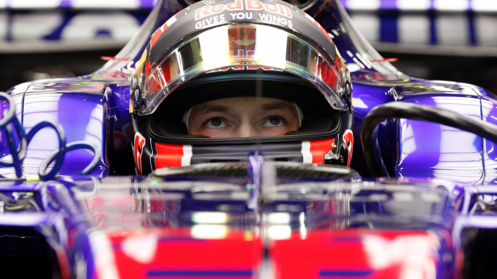 Ferrari anuncia Daniil Kvyat como piloto de testes para 2018