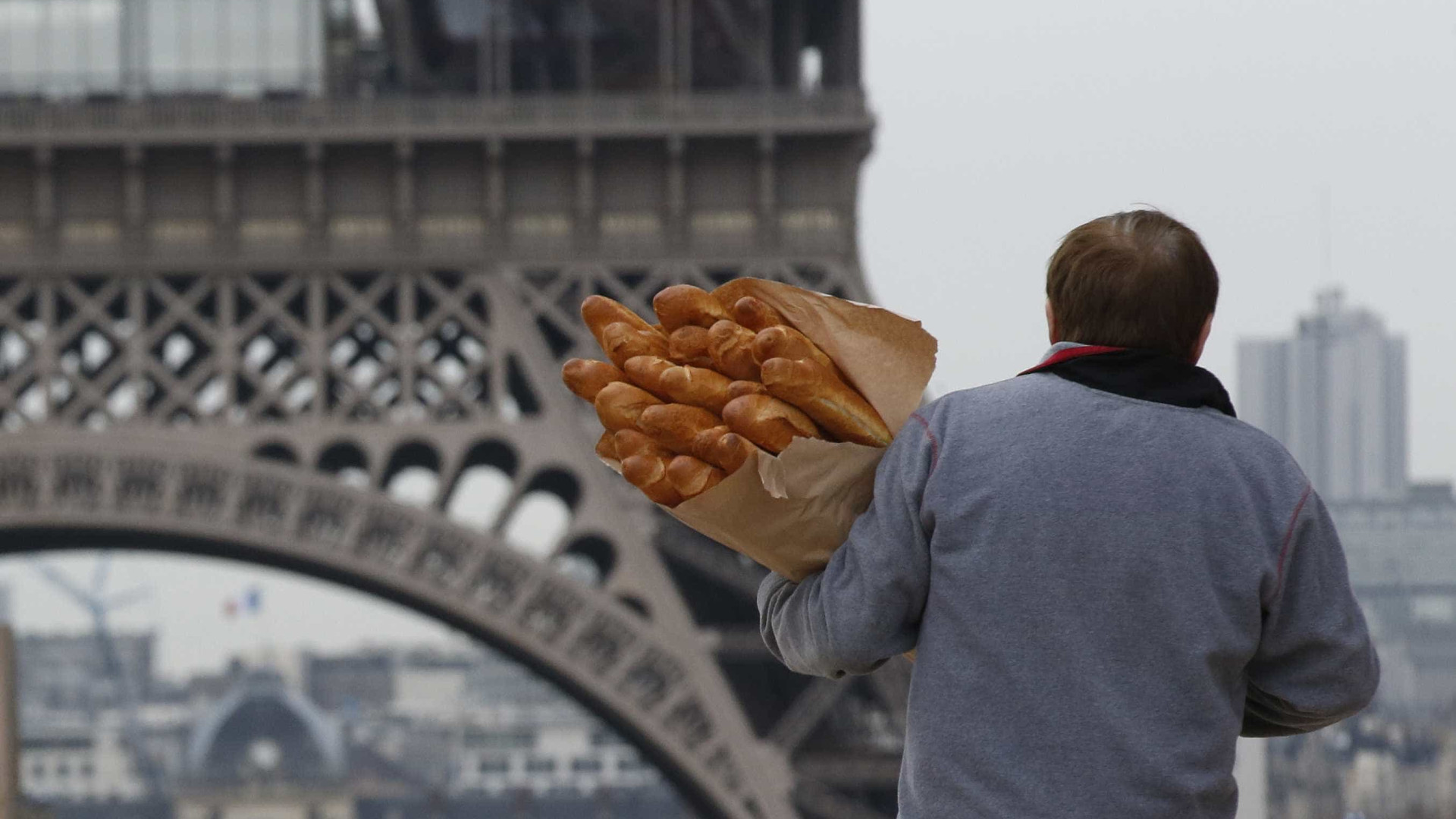 Macron quer que baguete francesa vire patrimônio da Unesco