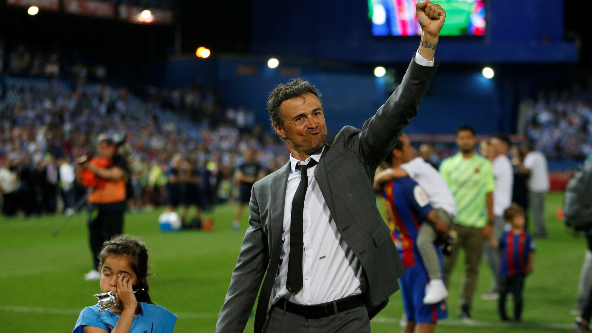 Luis Enrique e Belletti são cotados para comandar time inglês