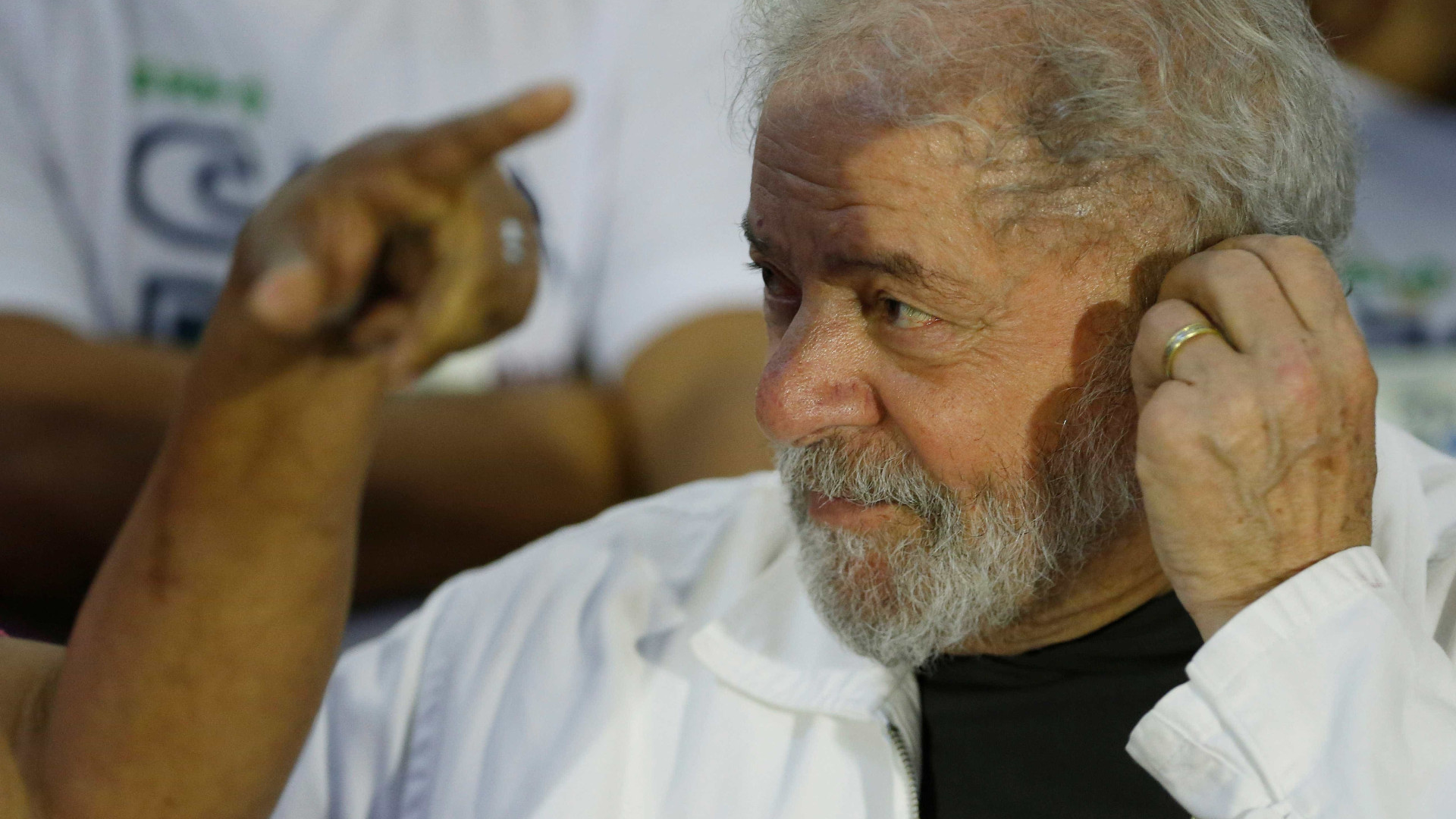 Habeas corpus preventivo de Lula está 'preso' no STF