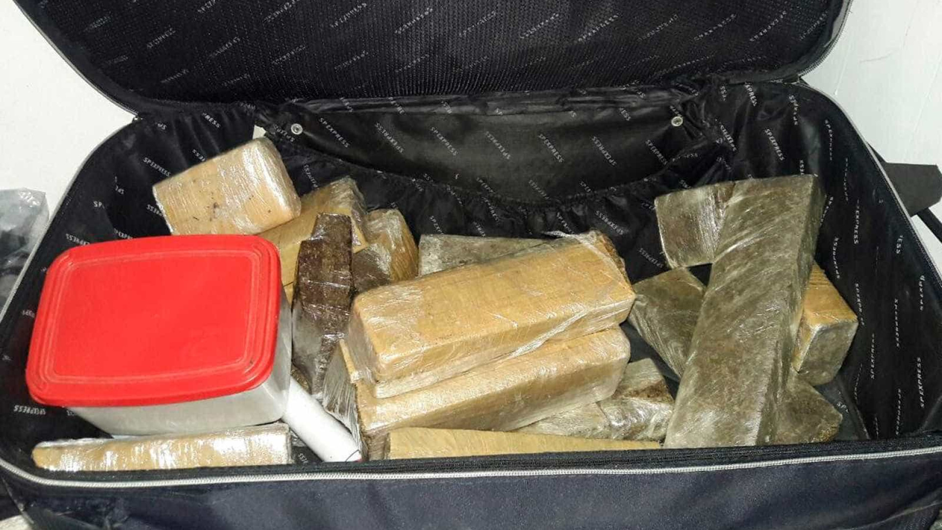 Argentino é preso ao fazer entrega no 'delivery' de drogas