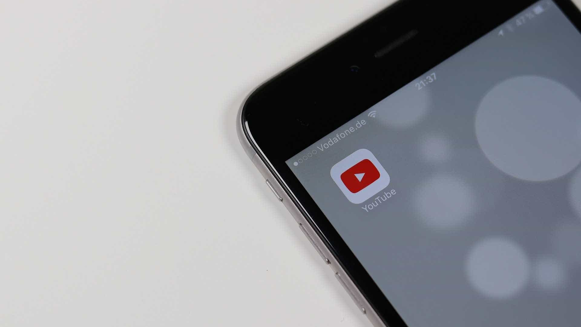 Agora é possível assistir vídeos do YouTube no celular sem internet