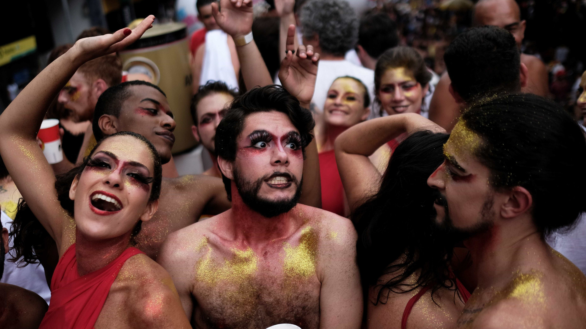 Carnaval de rua puxa alta de 3,1% nas vendas a vista do comércio em SP