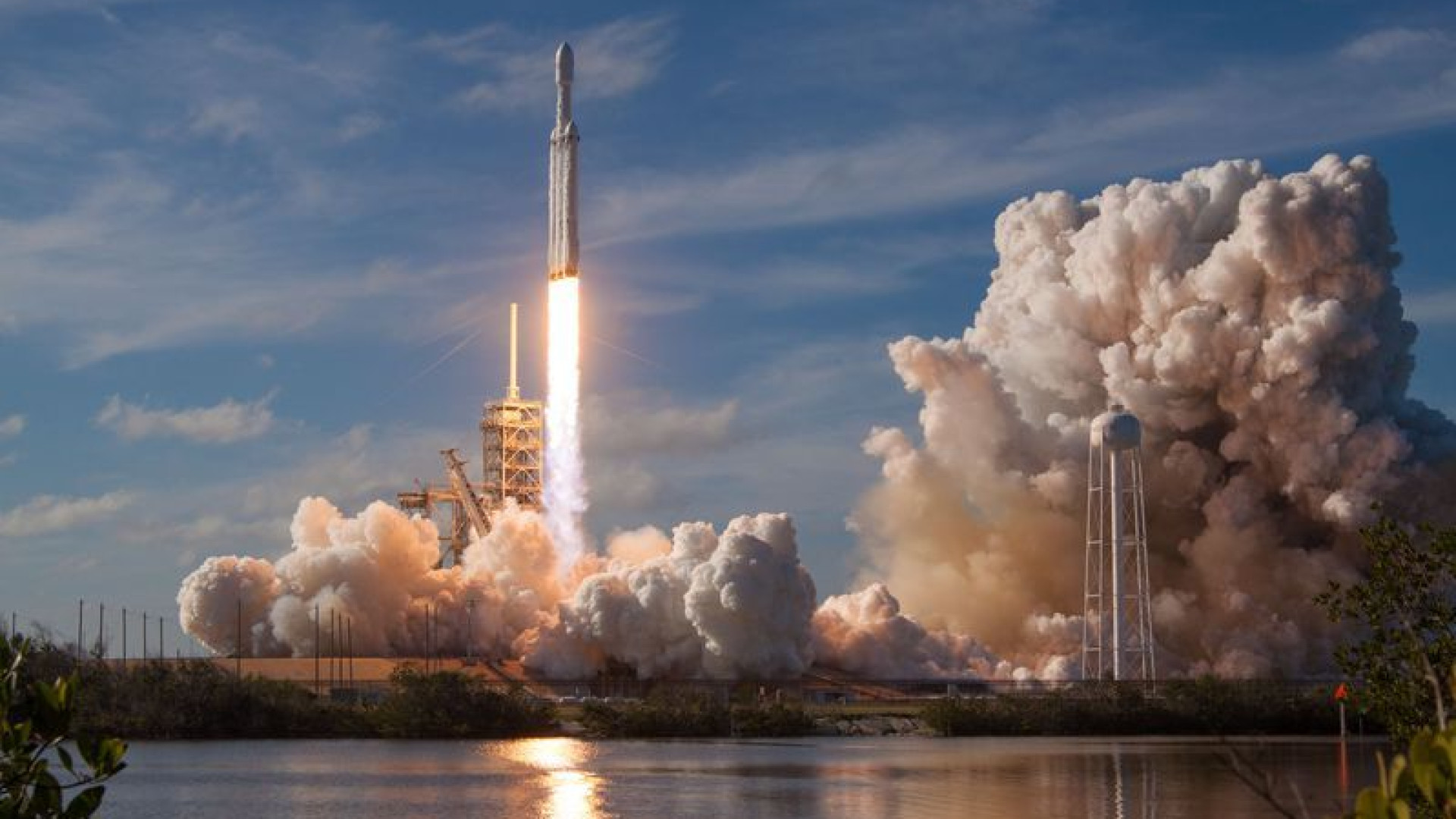 Elon Musk: SpaceX lançará mais foguetes que qualquer outro país em 2018