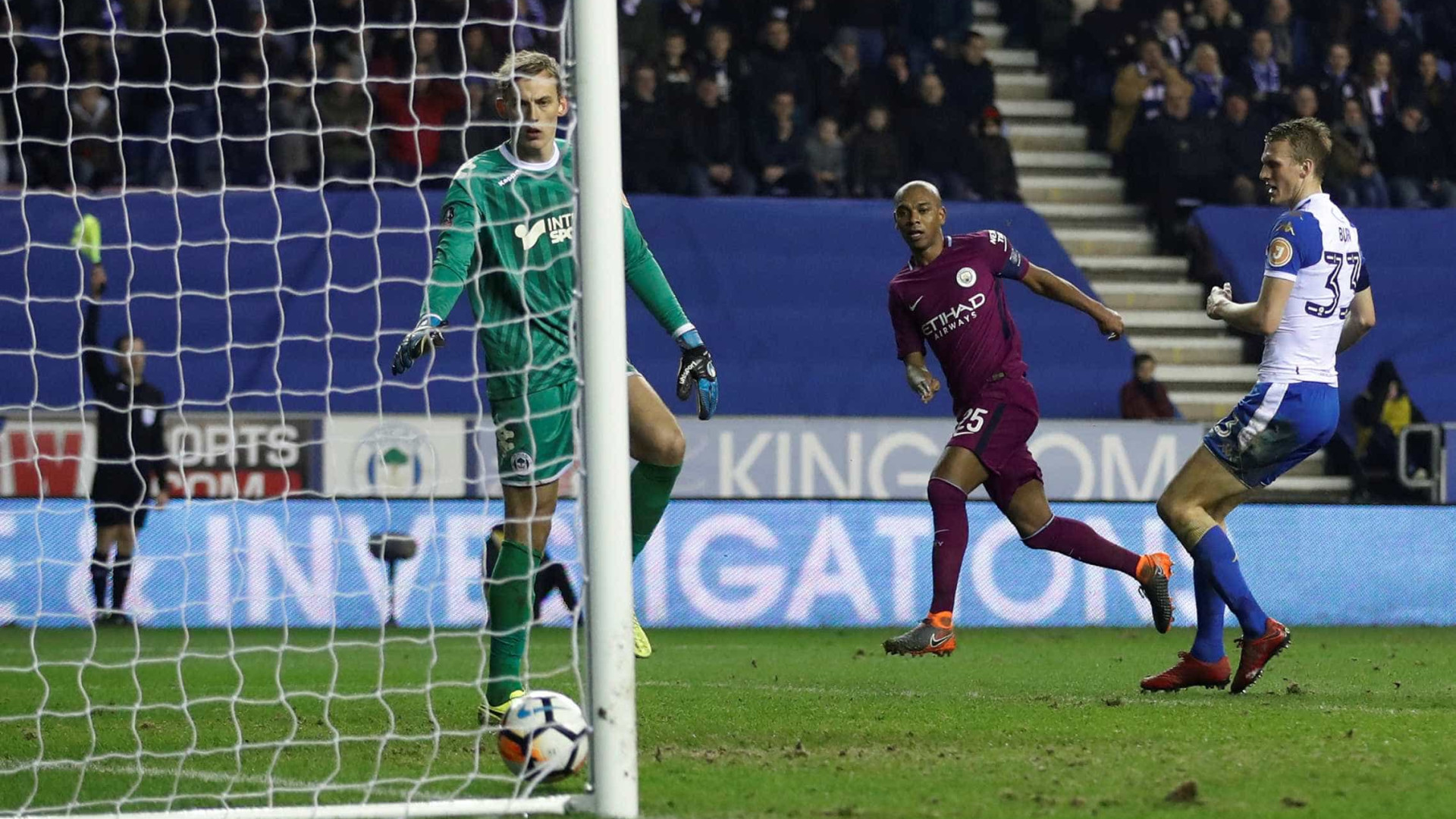 Febre da Euro-2016 elimina Manchester City da Copa da Inglaterra