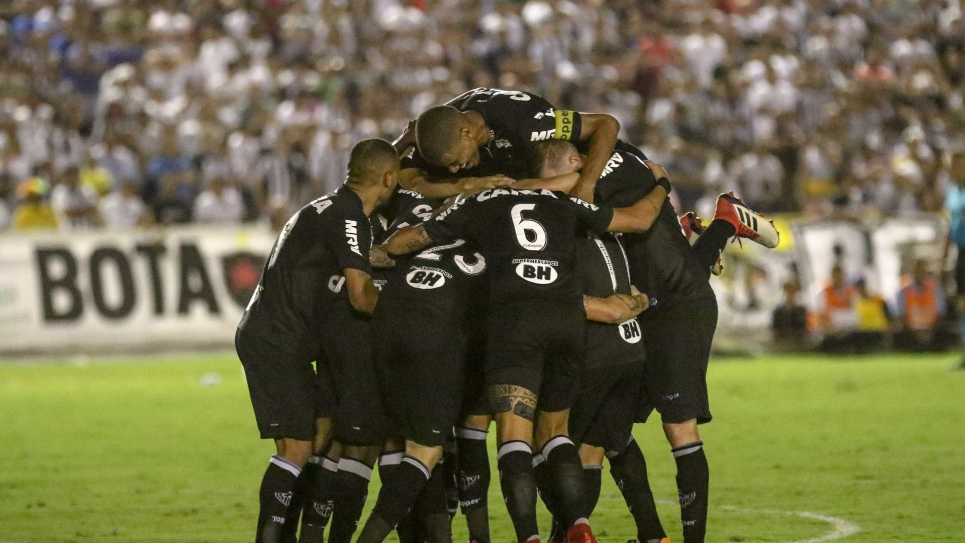 Atlético-MG goleia o Botafogo-PB e avança na Copa do Brasil