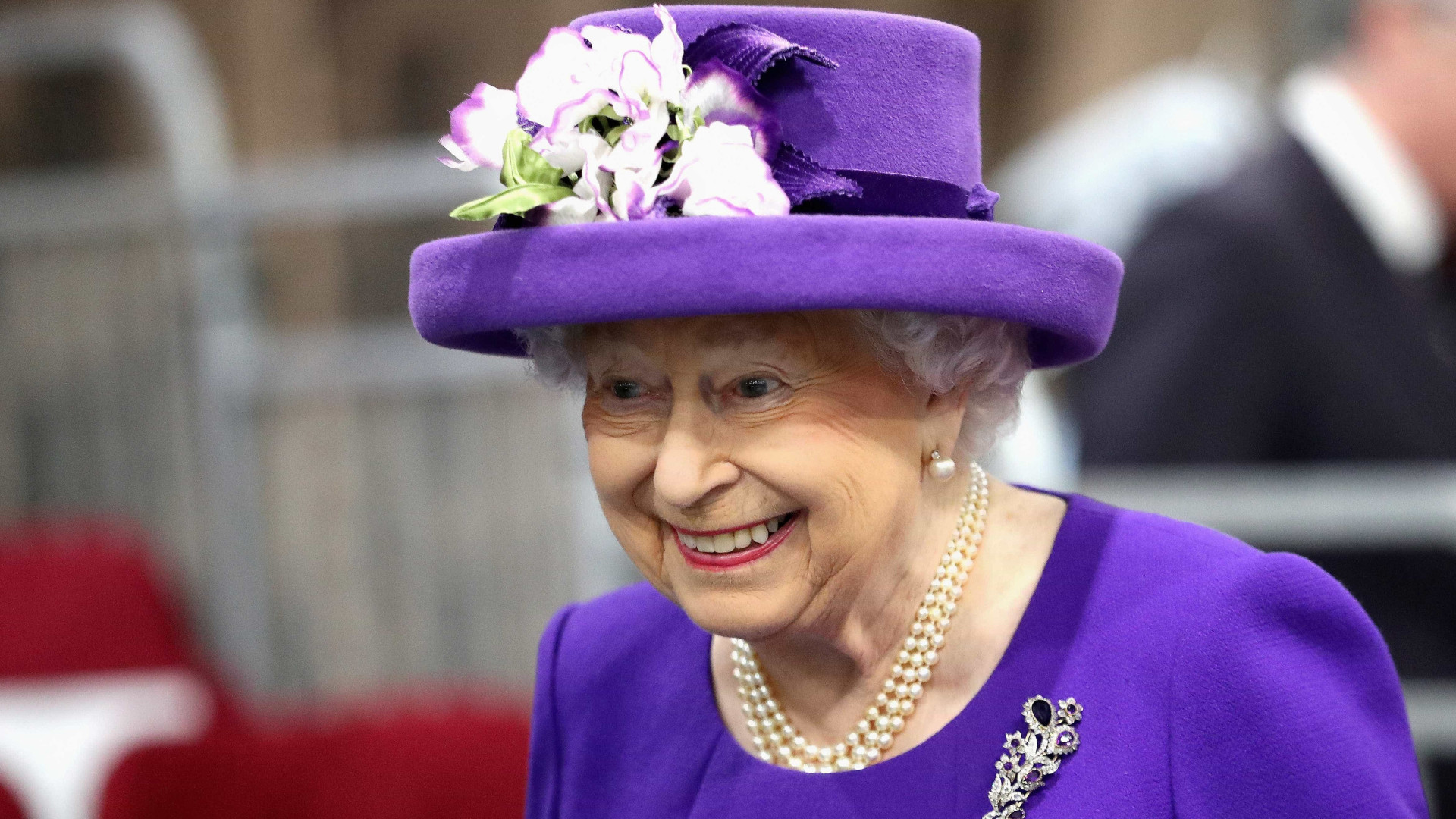 O segredo das roupas da rainha Elizabeth II