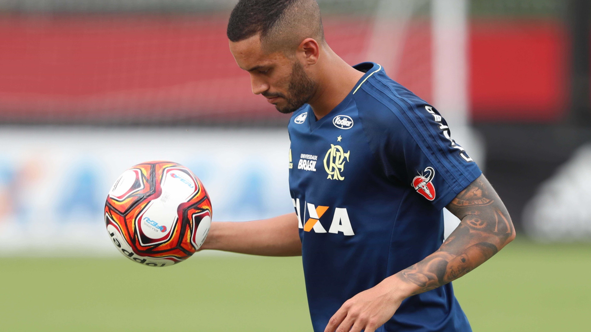 Grêmio acerta contratação de jogador do Flamengo, confirma Renato