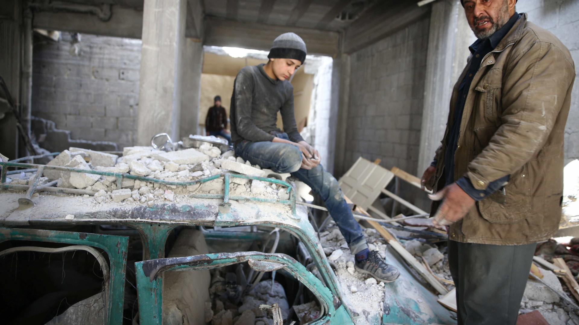 Síria: militantes atacam corredor humanitário que seguia a Ghouta