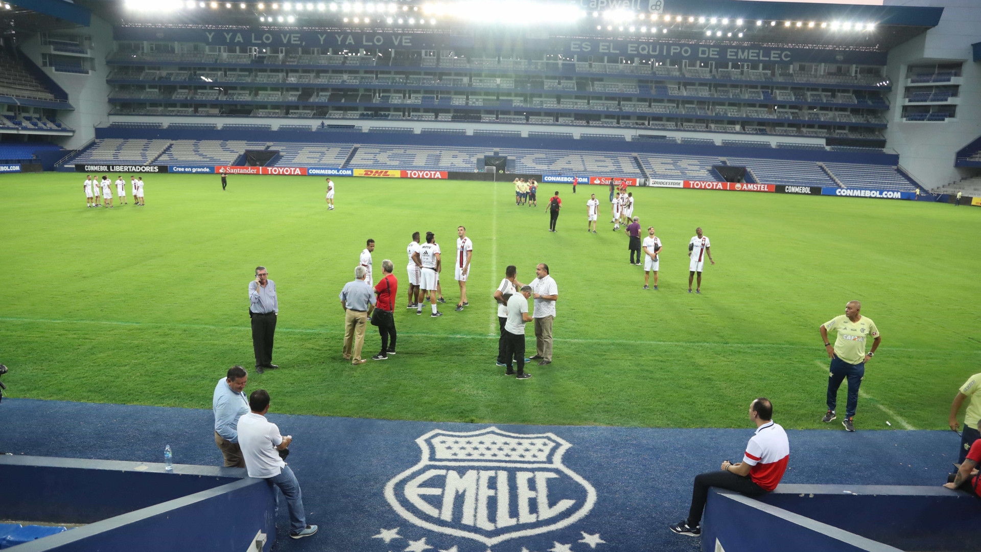 Flamengo terá Diego e Éverton Ribeiro contra Emelec