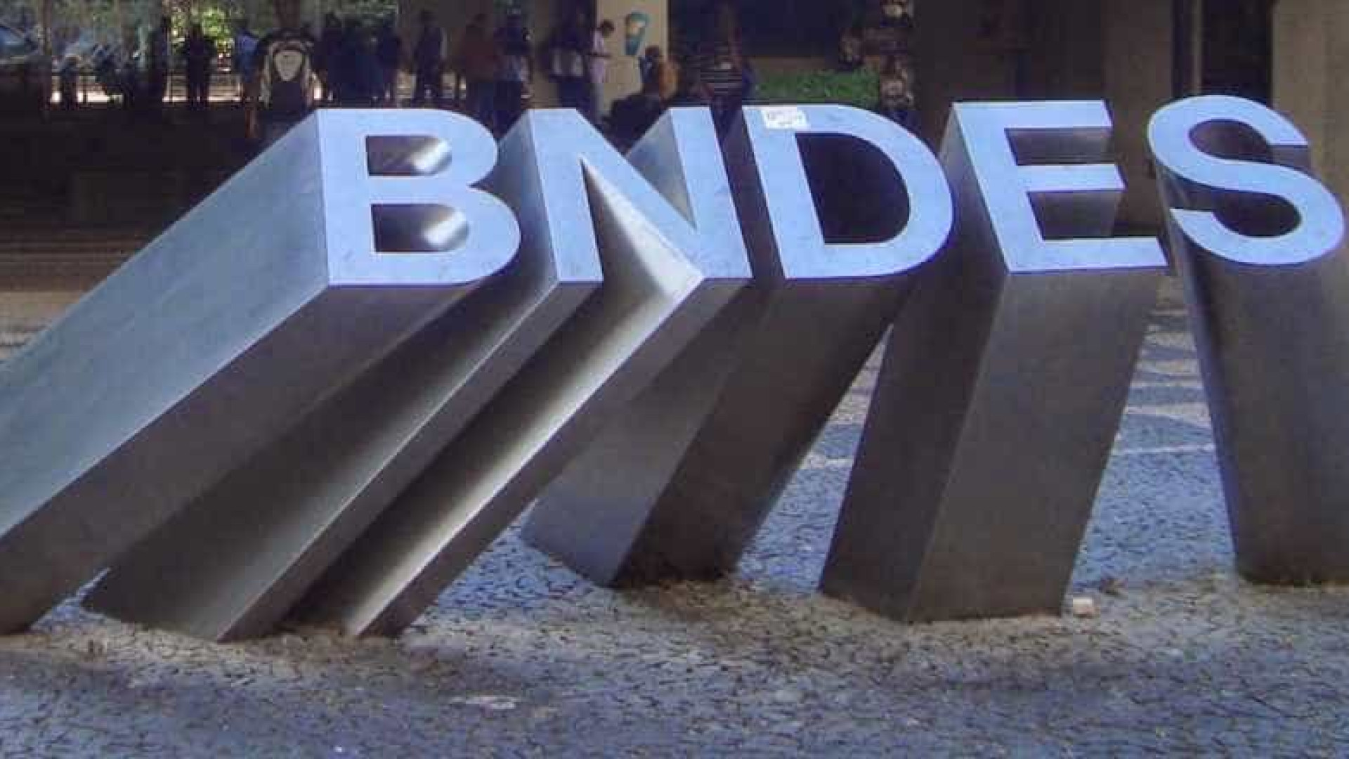 BNDES registra queda de 3% no lucro líquido em 2017
