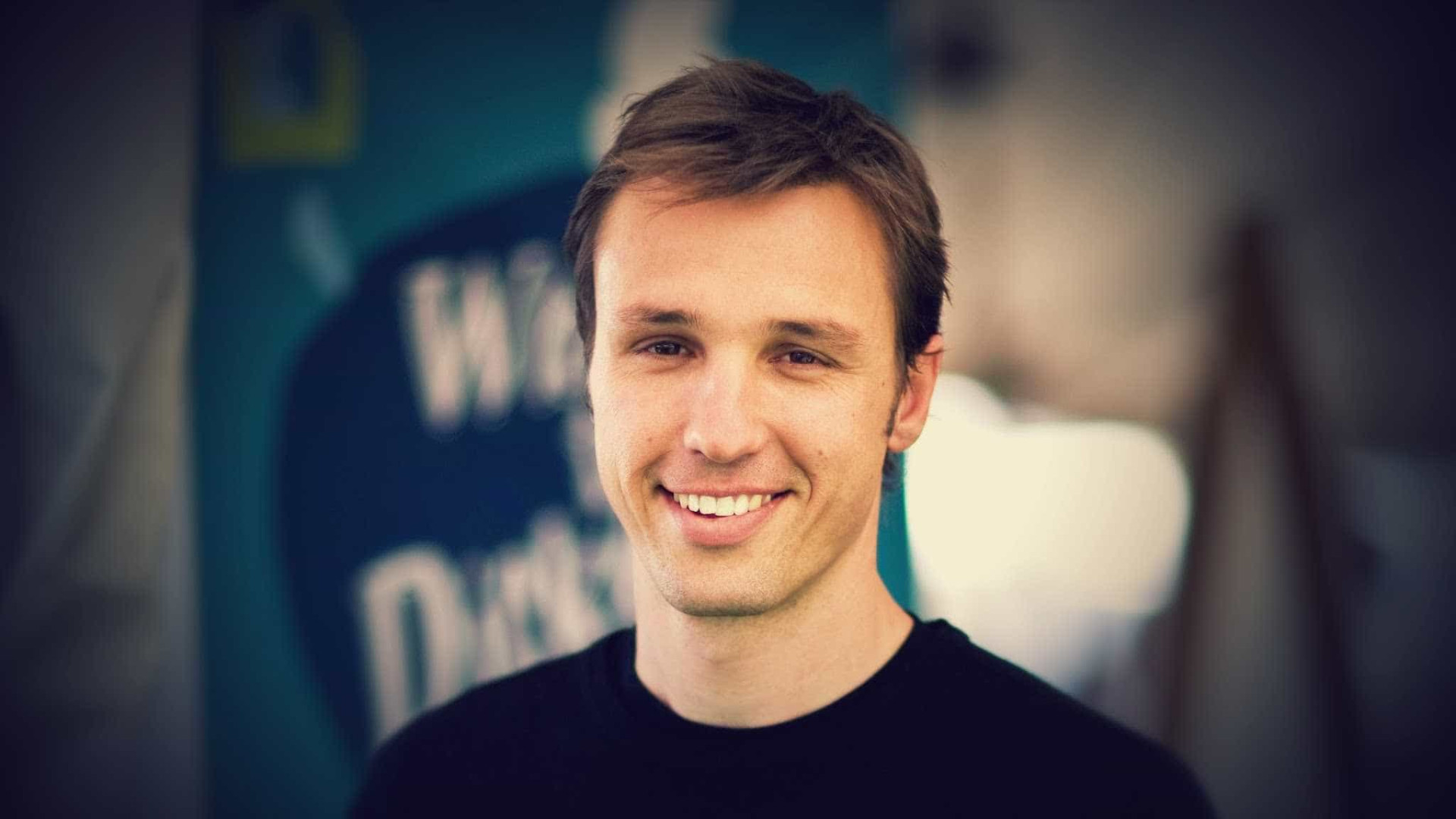 Markus Zusak vai lançar novo romance: 'Bridge of Clay'