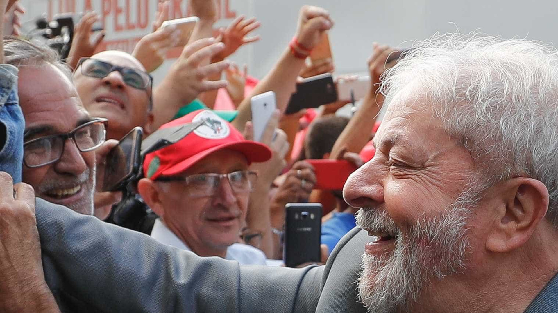 Lula reavalia agenda no Sul após 2 dias de protestos