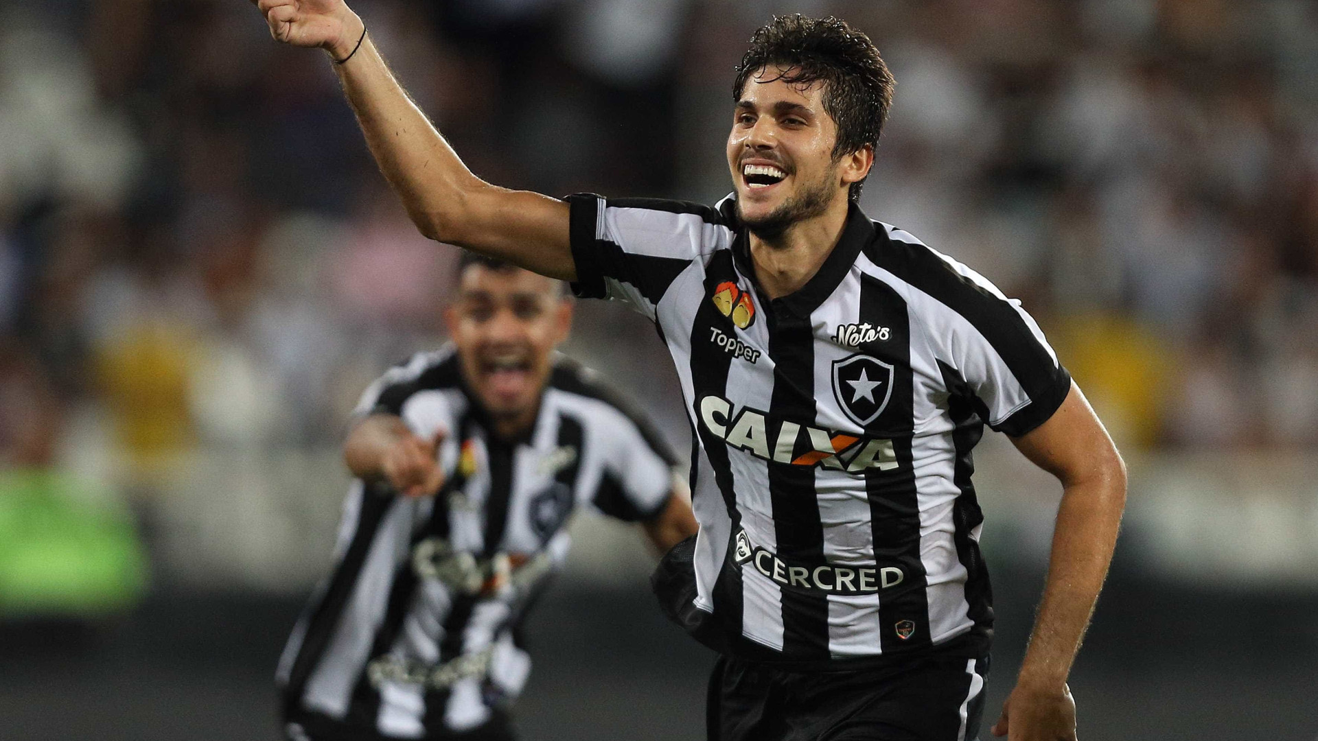 Em jogo de cinco gols, Botafogo elimina Vasco e está na final