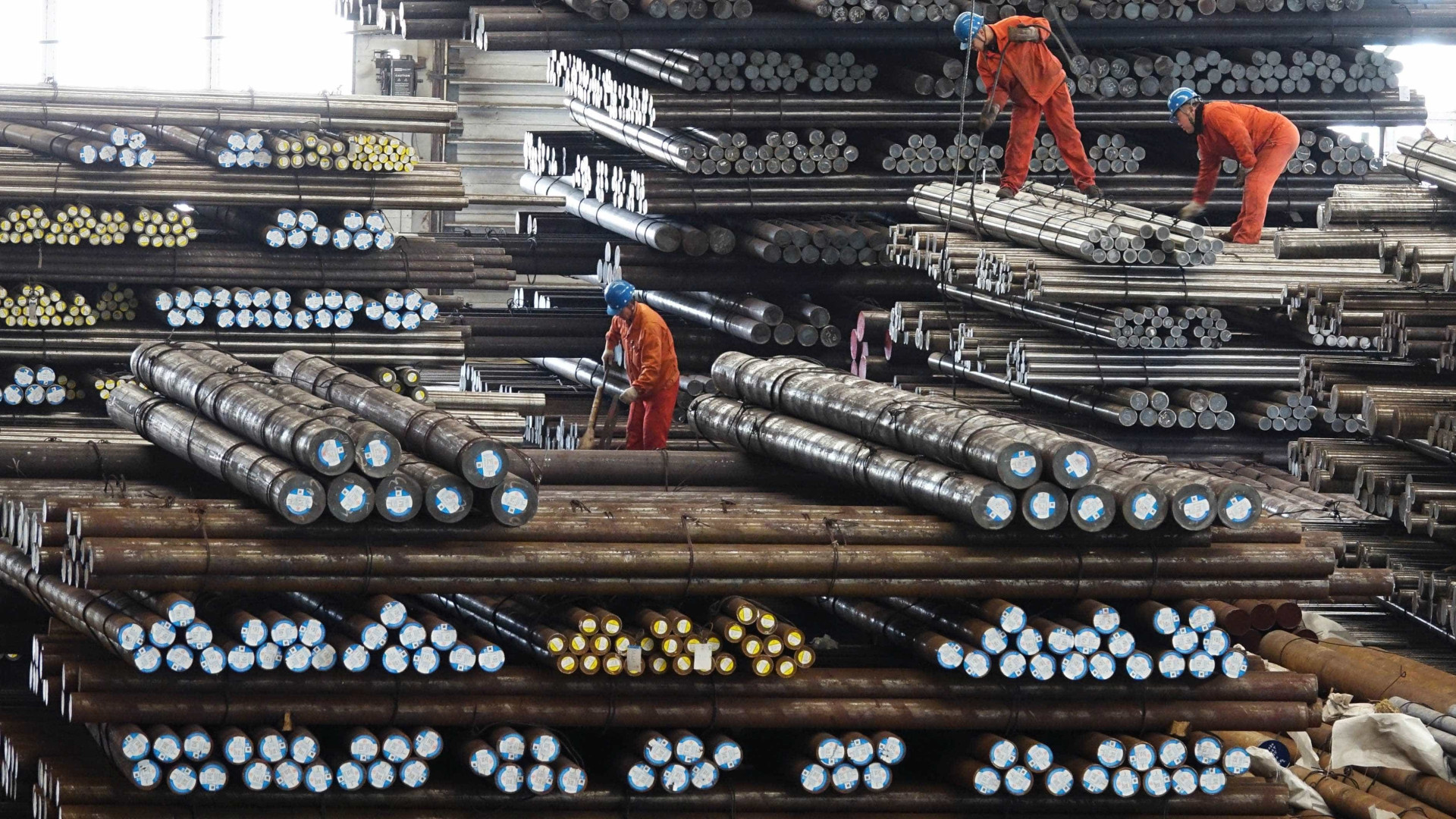 China anuncia tarifas de 25% sobre US$ 16 bi em produtos dos EUA