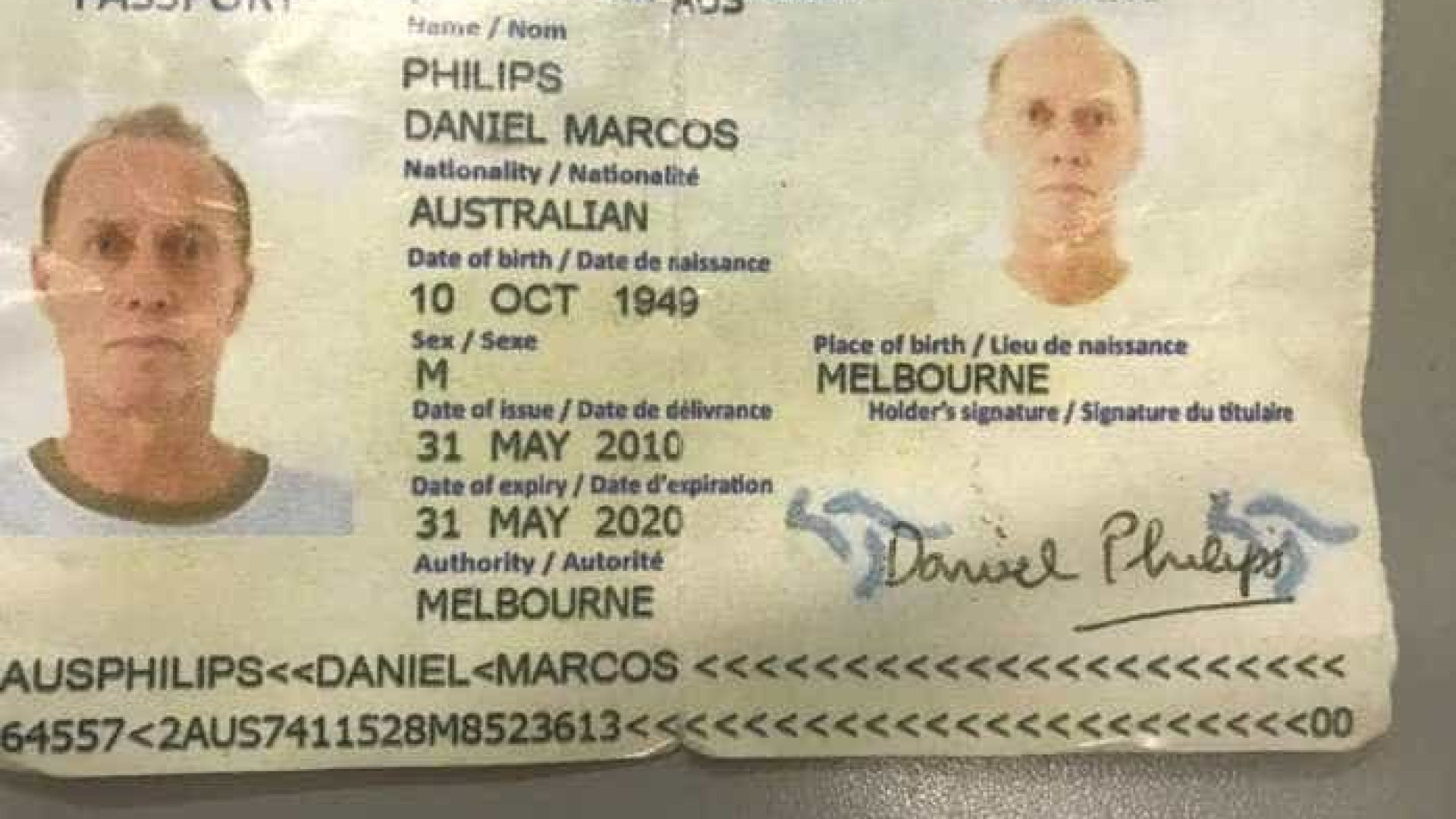 Filho adotivo de australiano acusado de pedofilia nega abusos