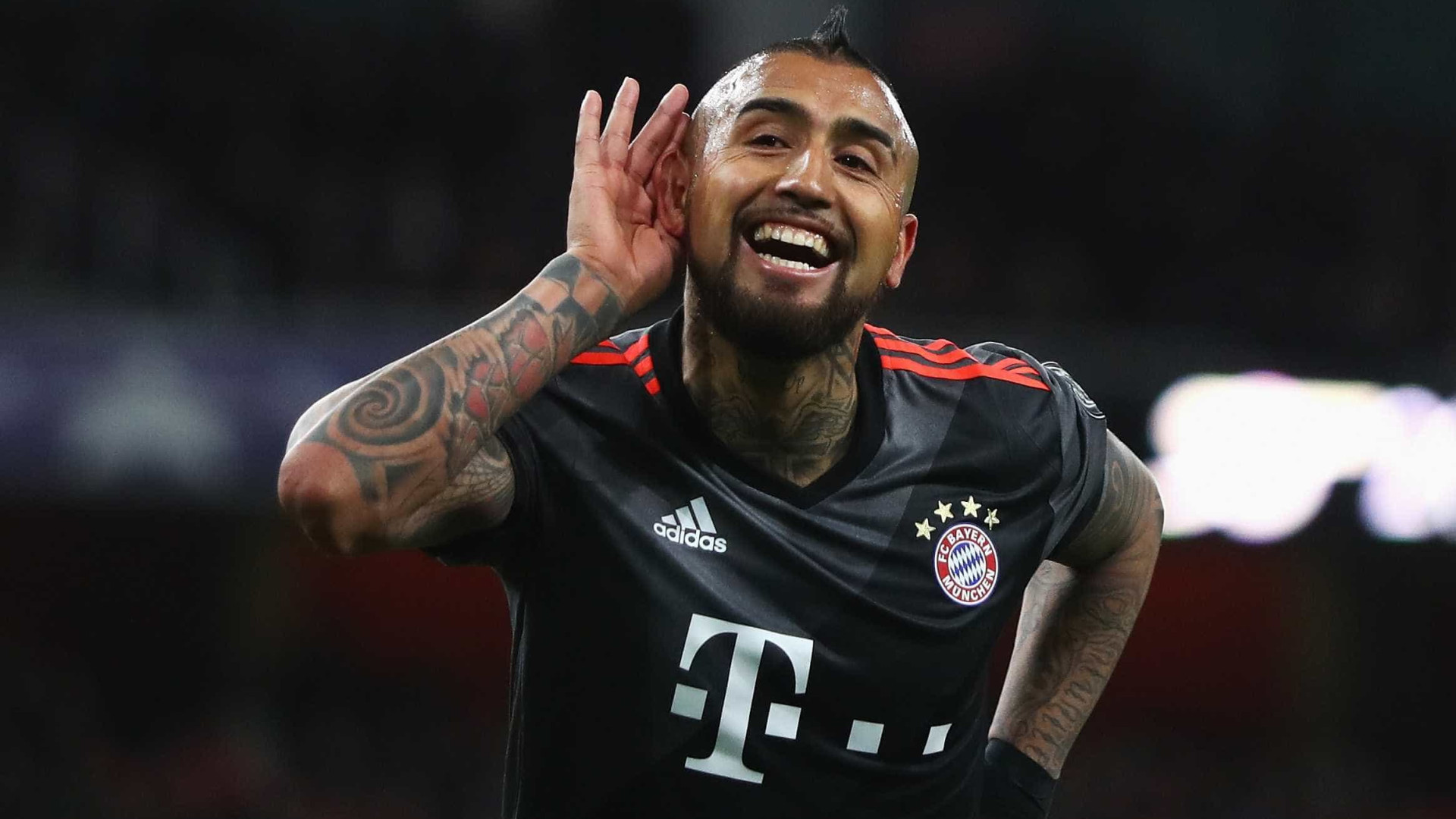 Lesionado, Vidal desfalcará o Bayern nas semis da Champions