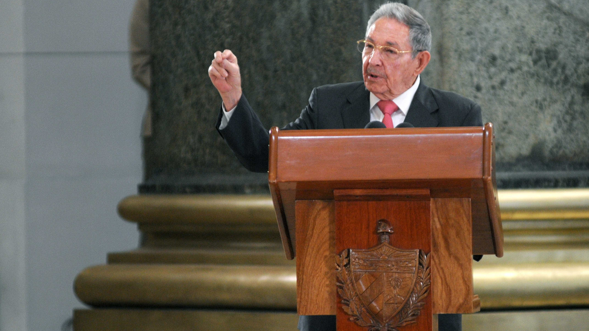 Cuba antecipa eleição que encerrará 'era Castro'