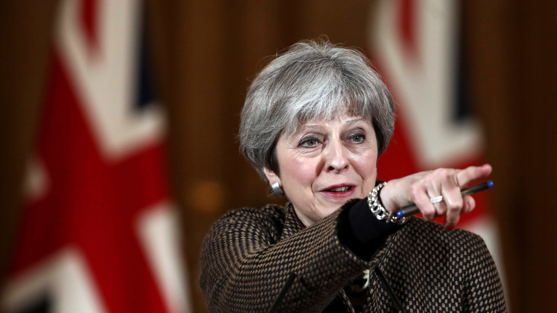 'Nunca vou concordar em dividir nosso país', diz Theresa May
